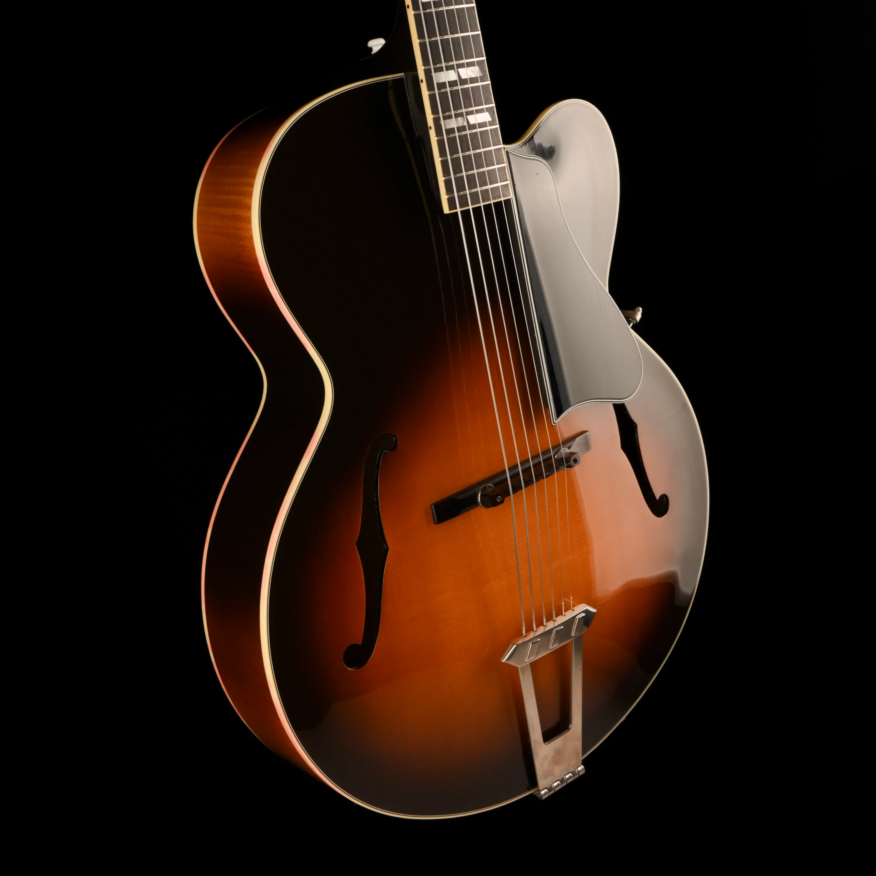 Pre Owned 2011 Gibson L7-C Archtop Sunburst Acoustic Guitar With OHSC - Image 6