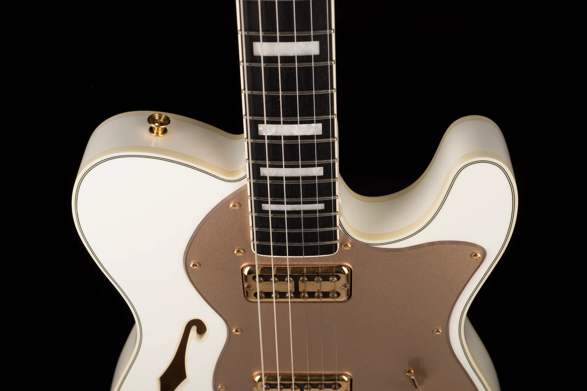 Pre Owned 2012 Fender Limited Edition Telecaster Thinline Super Deluxe Olympic White MIJ With Case - Image 3