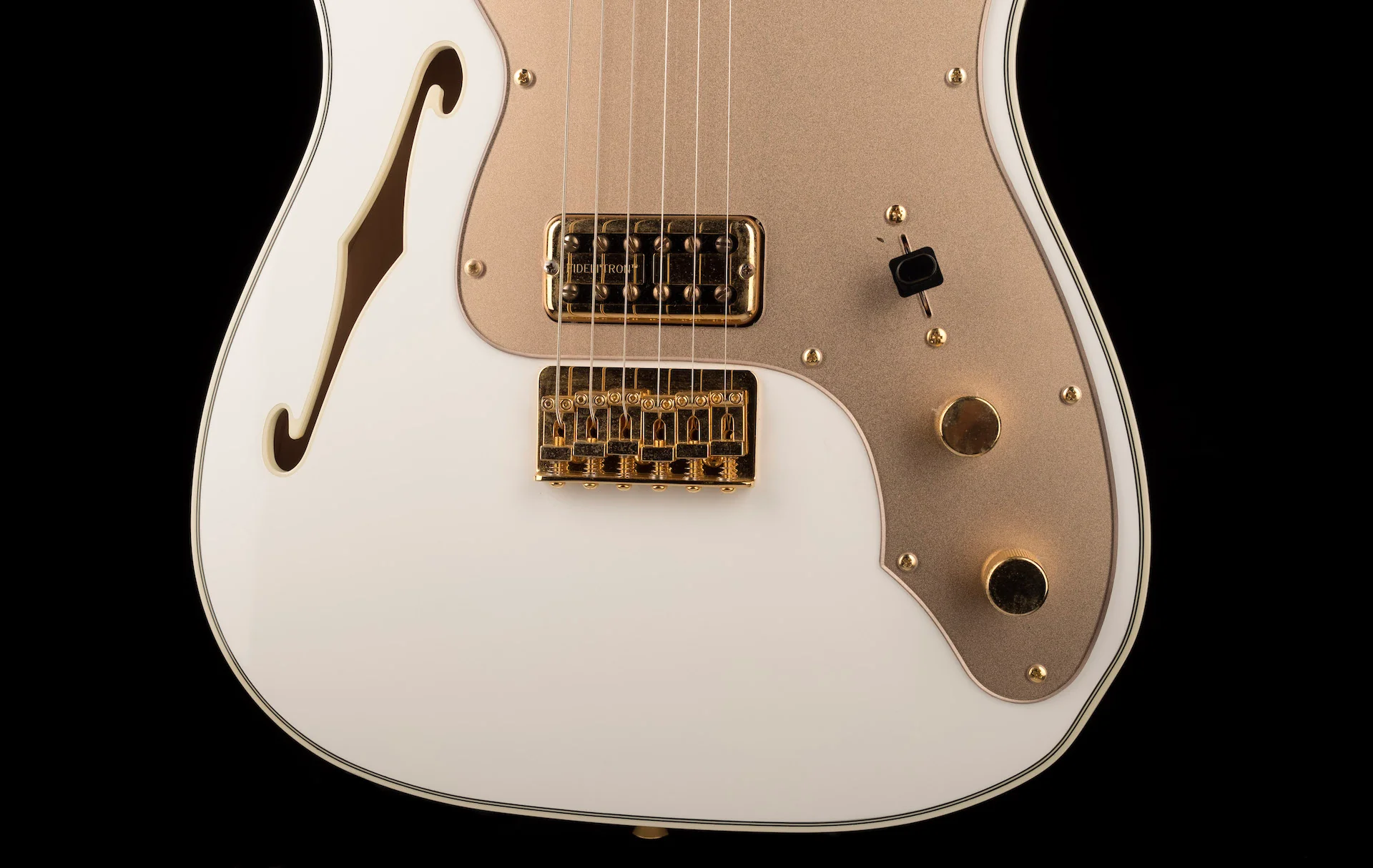 Pre Owned 2012 Fender Limited Edition Telecaster Thinline Super Deluxe Olympic White MIJ With Case - Image 5