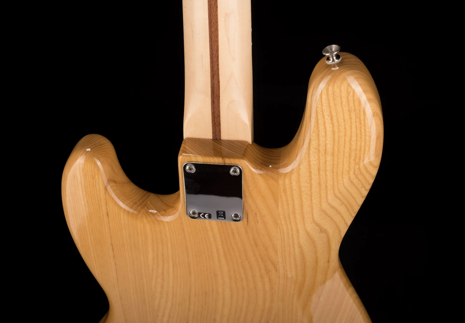 Pre Owned 2012 Fender Special Run Deluxe Jazz Bass Natural with Case - Image 14