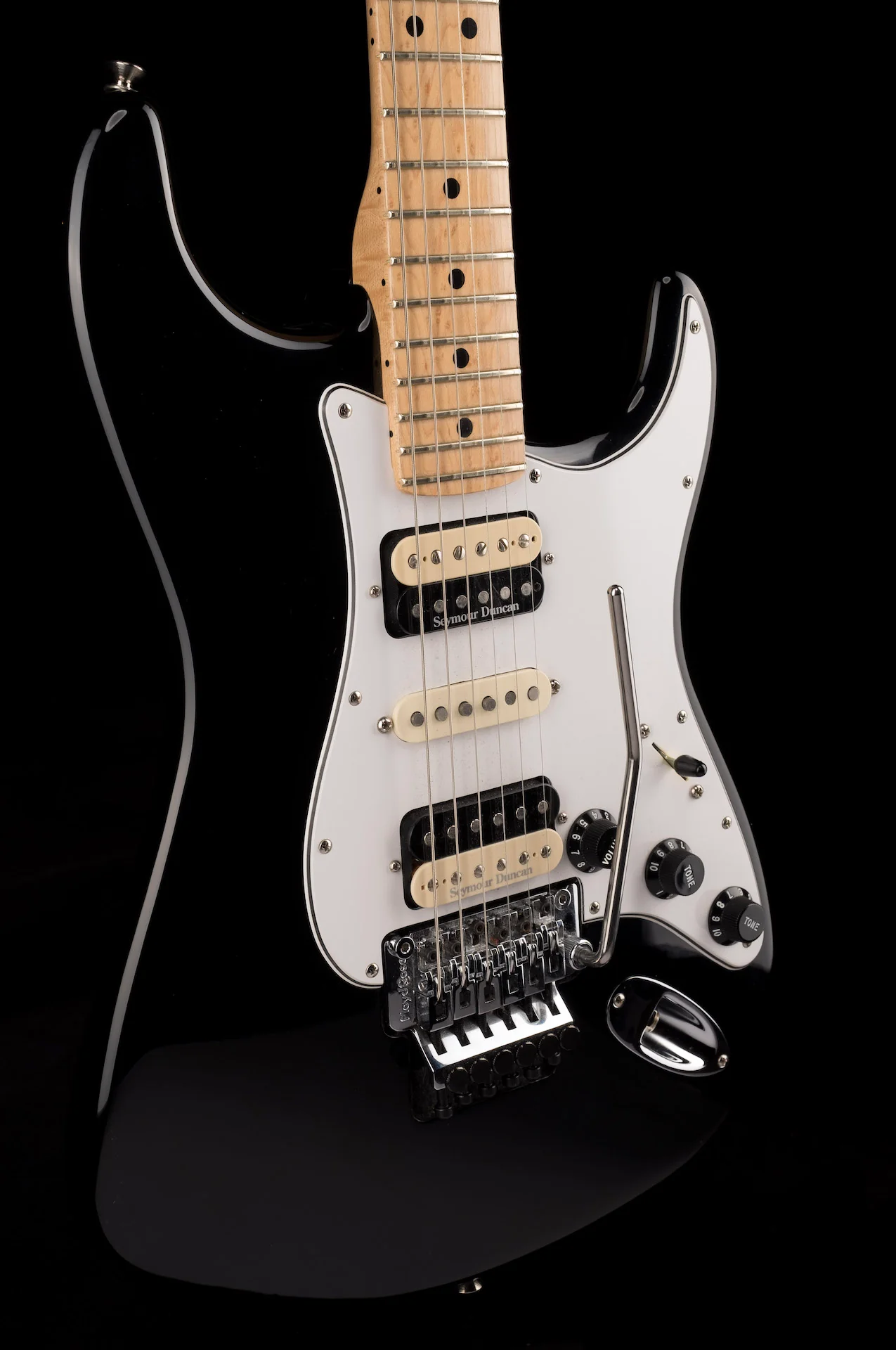 Pre Owned 2012 Fender Masterbuilt Jason Smith 1969 NOS Stratocaster HSH Black With OHSC - Image 10