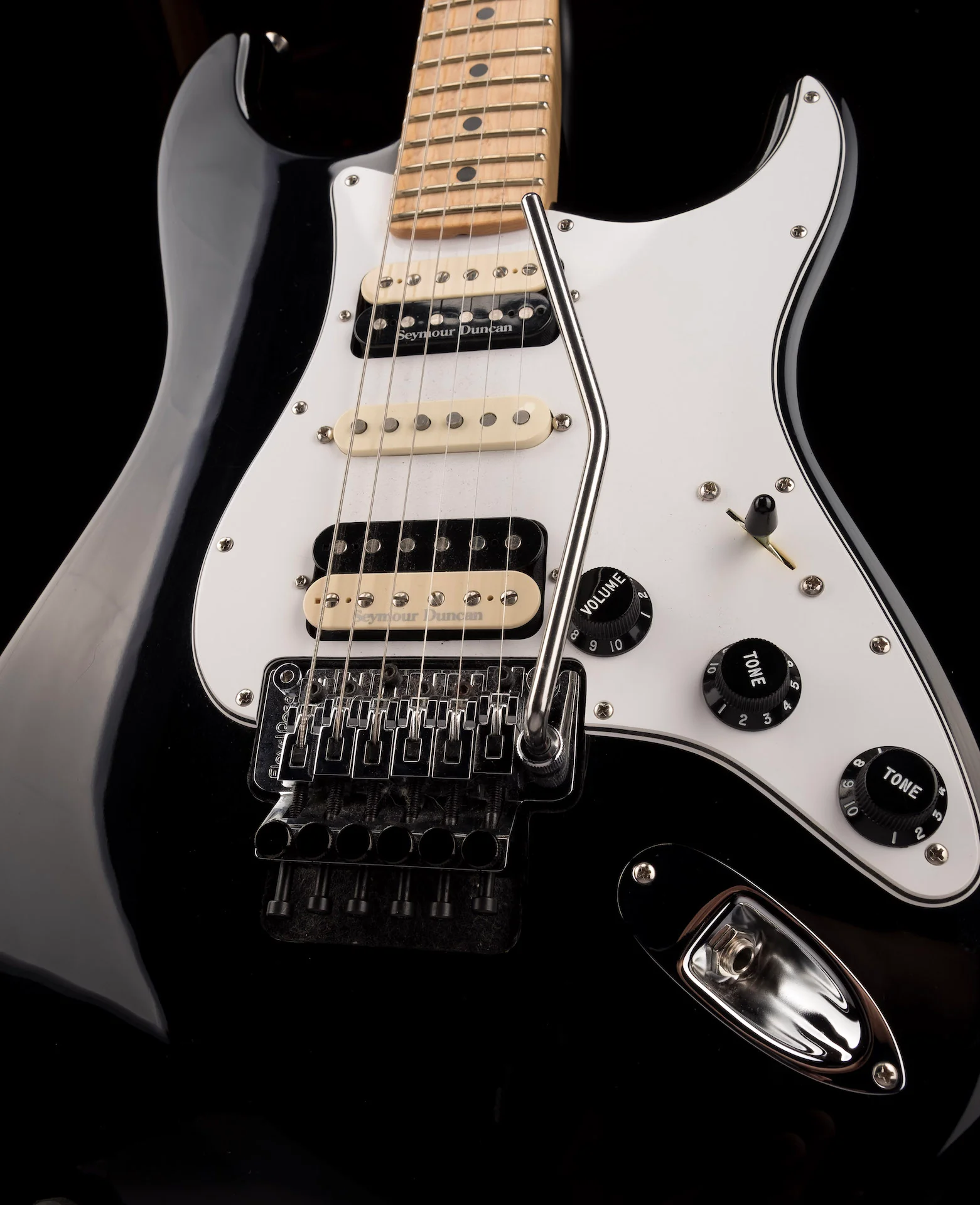 Pre Owned 2012 Fender Masterbuilt Jason Smith 1969 NOS Stratocaster HSH Black With OHSC - Image 9