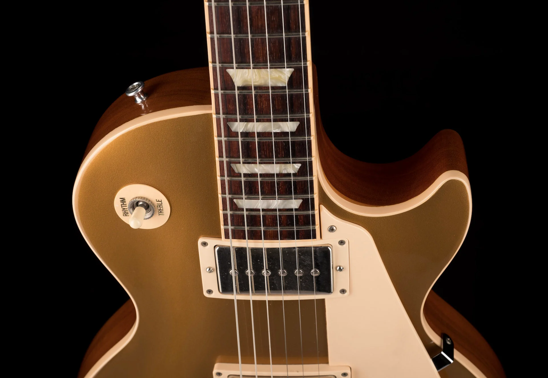 Pre Owned 2012 Gibson Les Paul Standard Goldtop With OHSC - Image 3