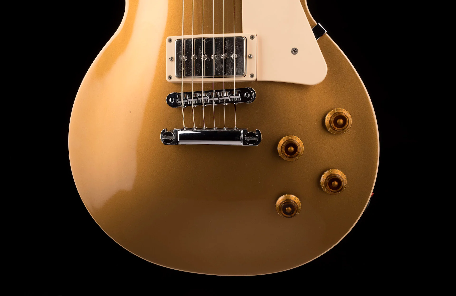 Pre Owned 2012 Gibson Les Paul Standard Goldtop With OHSC - Image 5