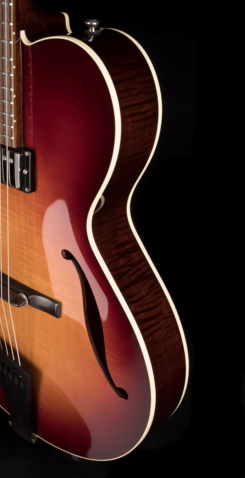 Pre Owned 2013 Collings Eastside LC Archtop Left-Handed Sunburst With Case - Image 10