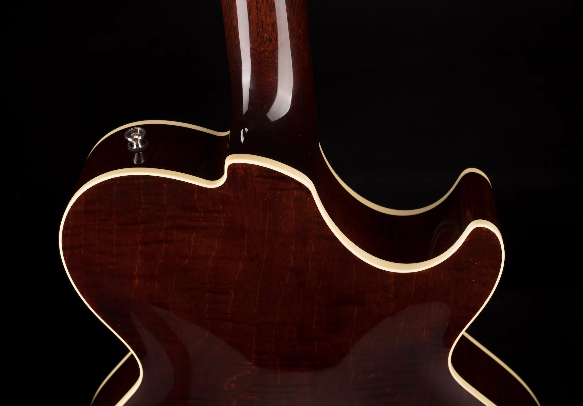 Pre Owned 2013 Collings Eastside LC Archtop Left-Handed Sunburst With Case - Image 14