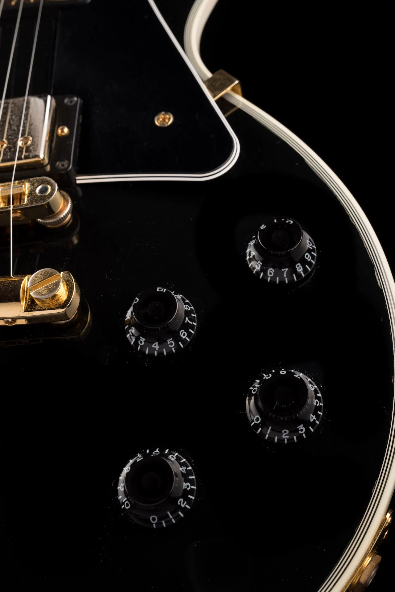 Pre Owned 2013 Gibson Les Paul Custom Lite Ebony With OHSC - Image 8