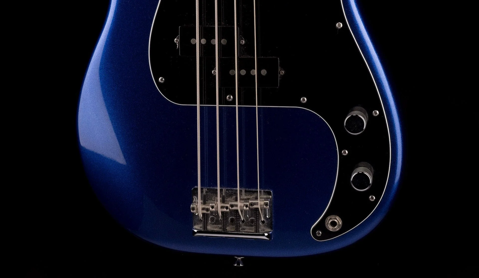 Pre-Owned 2014 American Standard Precision Bass Mystic Blue with OHSC - Image 5