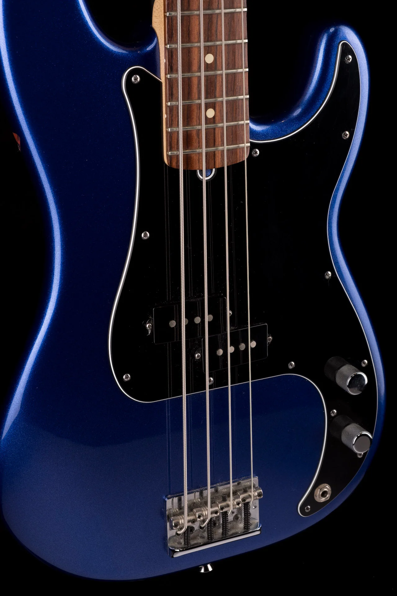Pre-Owned 2014 American Standard Precision Bass Mystic Blue with OHSC - Image 8