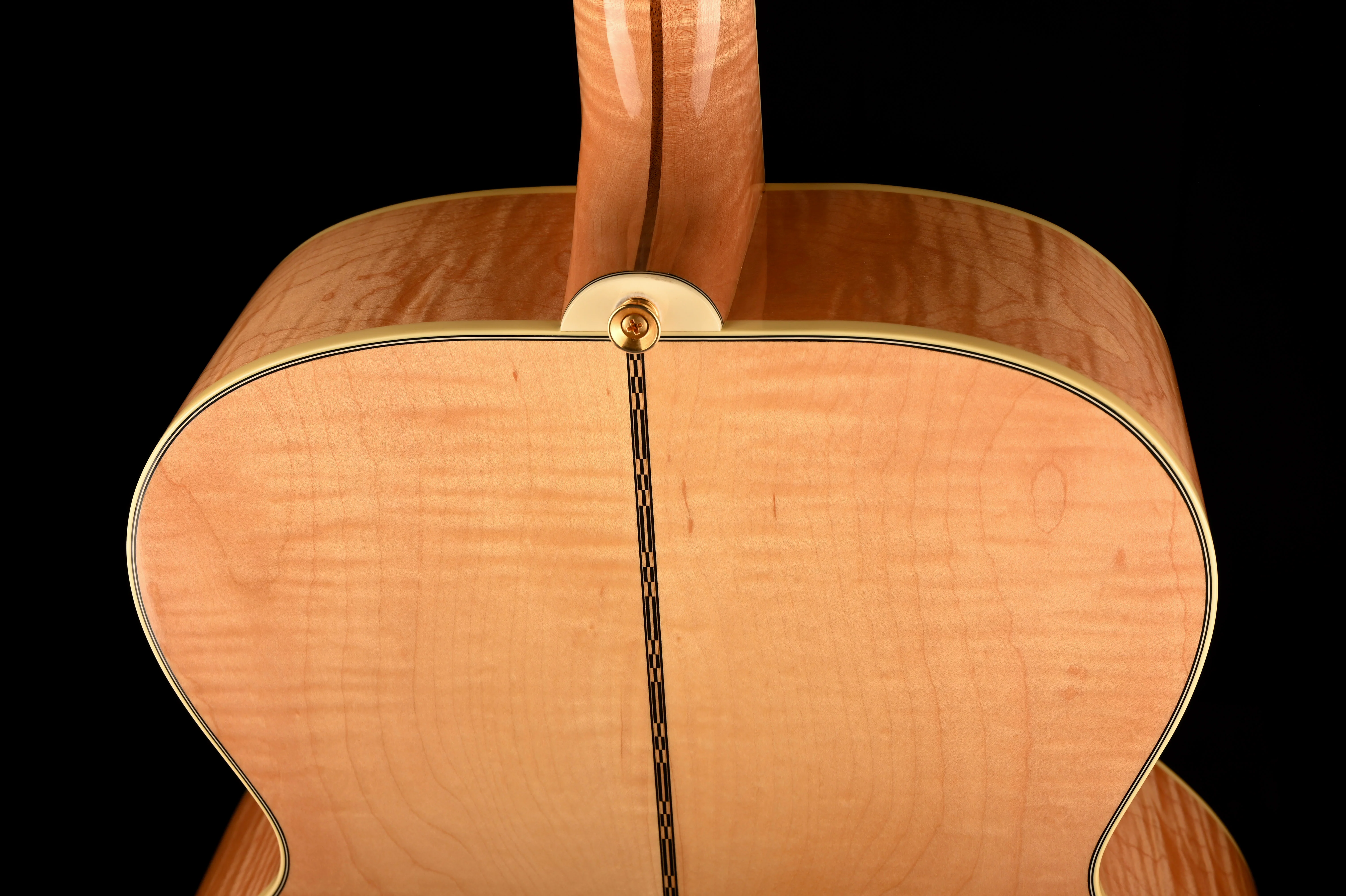 Pre Owned 2014 Gibson SJ-200 Standard Natural Acoustic Guitar With Fishman Pickup With OHSC - Image 15