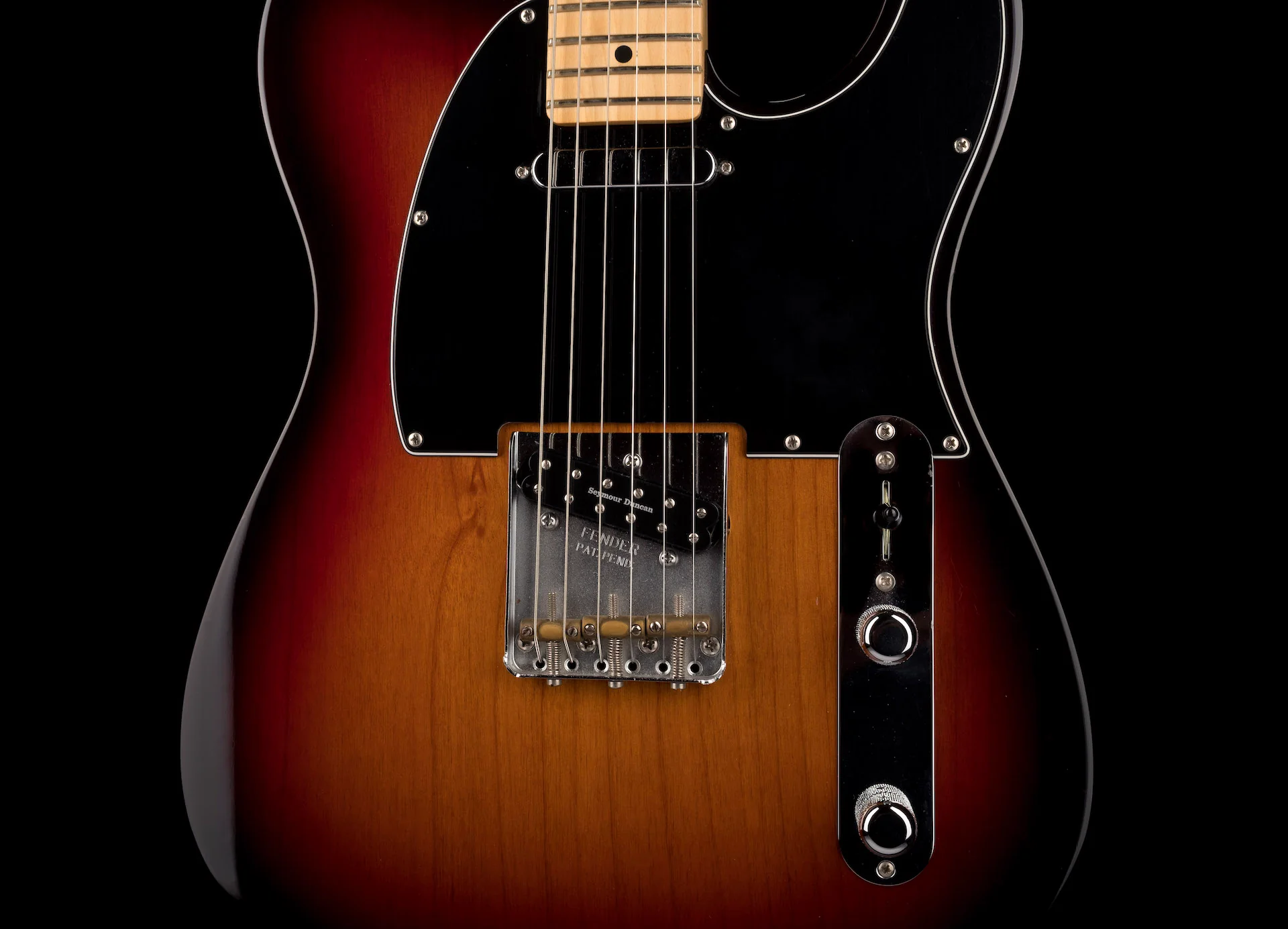 Pre Owned 2015 Fender American Special Maple Neck Telecaster 3-Tone Sunburst With HSC - Image 6