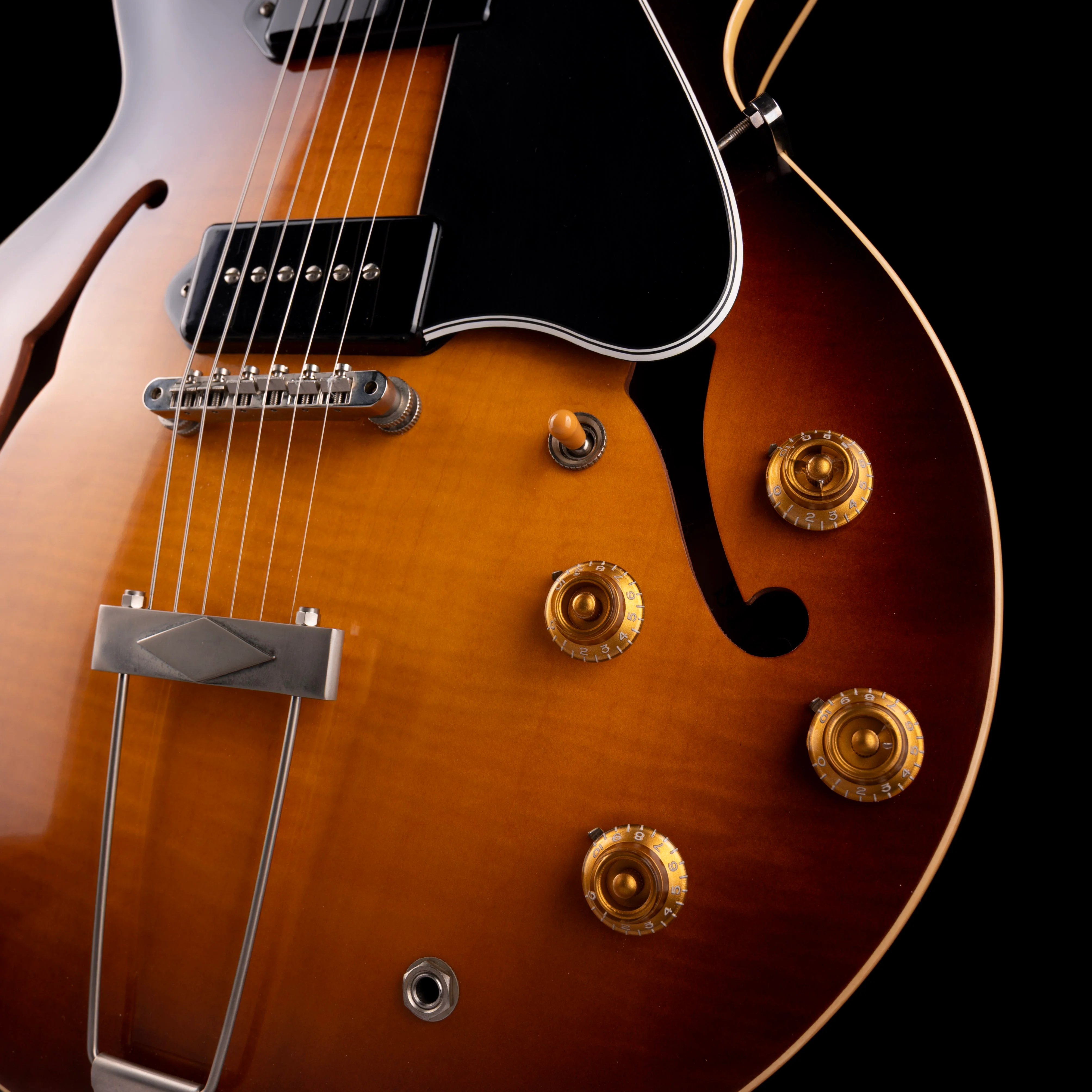 Pre Owned 2015 Gibson Memphis 1959 ES-330 Vintage Sunburst With Figured Top With OHSC - Image 5