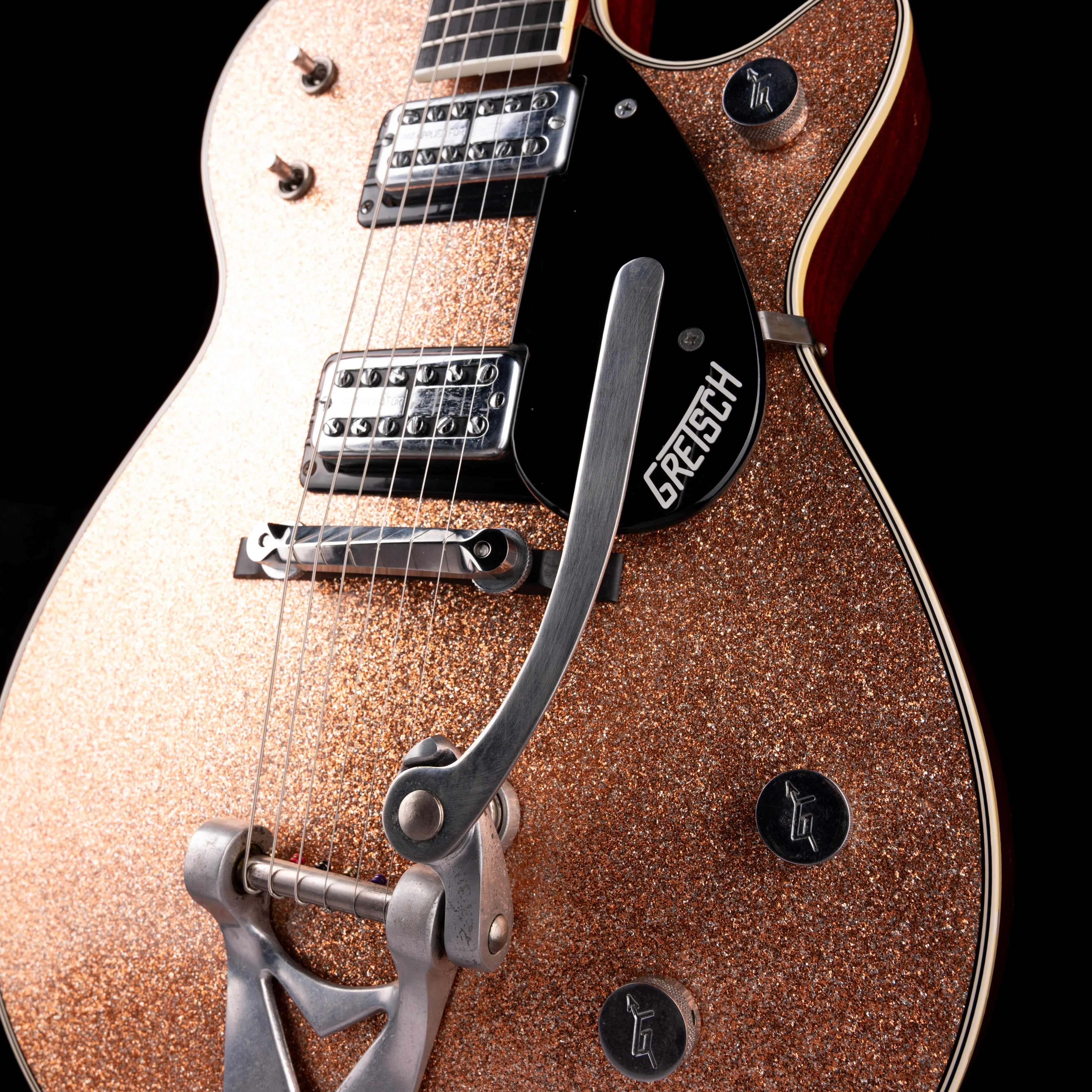 Pre Owned 2015 Gretsch Custom Shop G6128CS 1959 Duo Jet Relic Champagne Sparkle With OHSC - Image 5