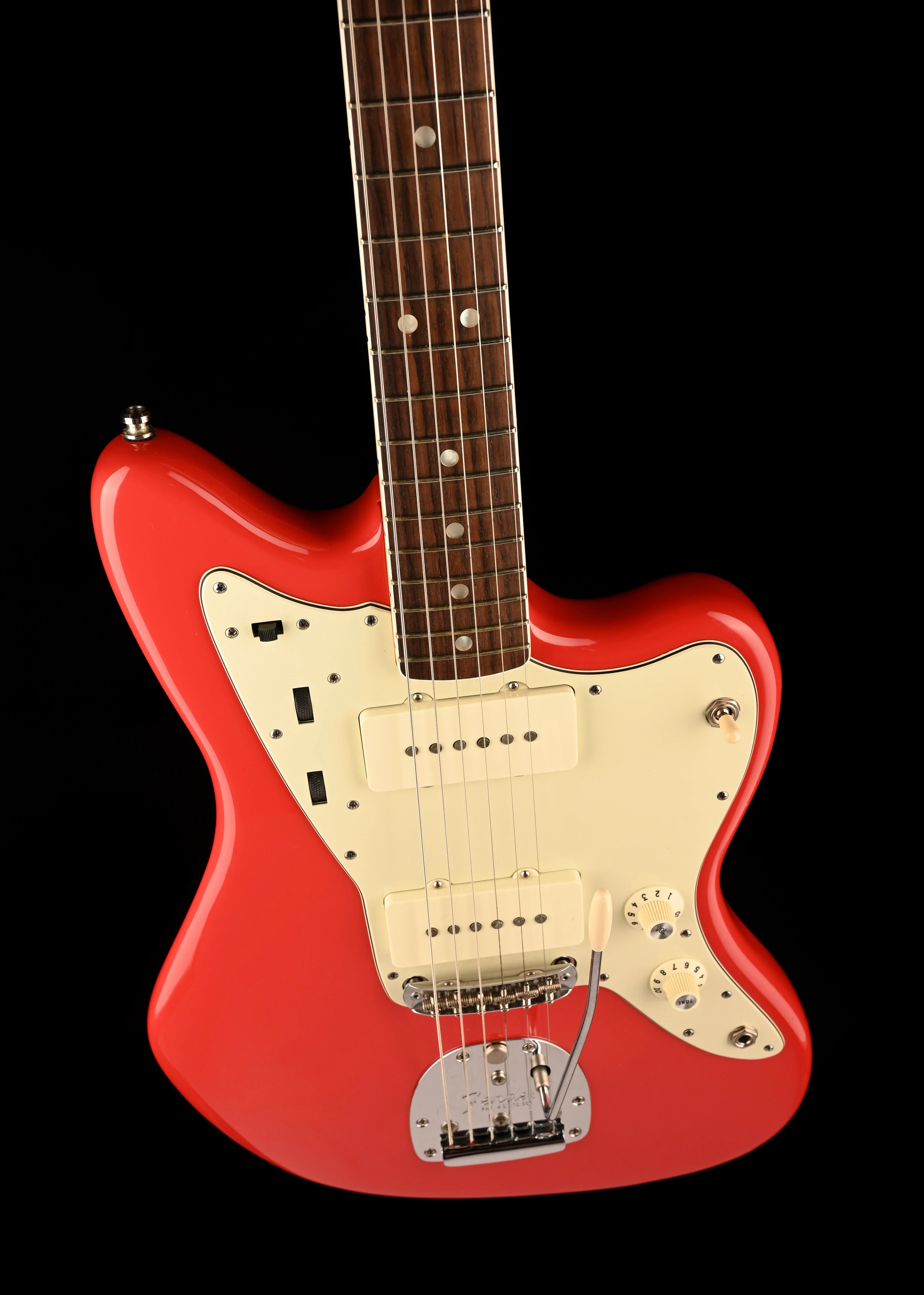Pre Owned 2016 Fender American Design 1962 Vintage Reissue Jazzmaster Fiesta Red With OHSC - Image 4