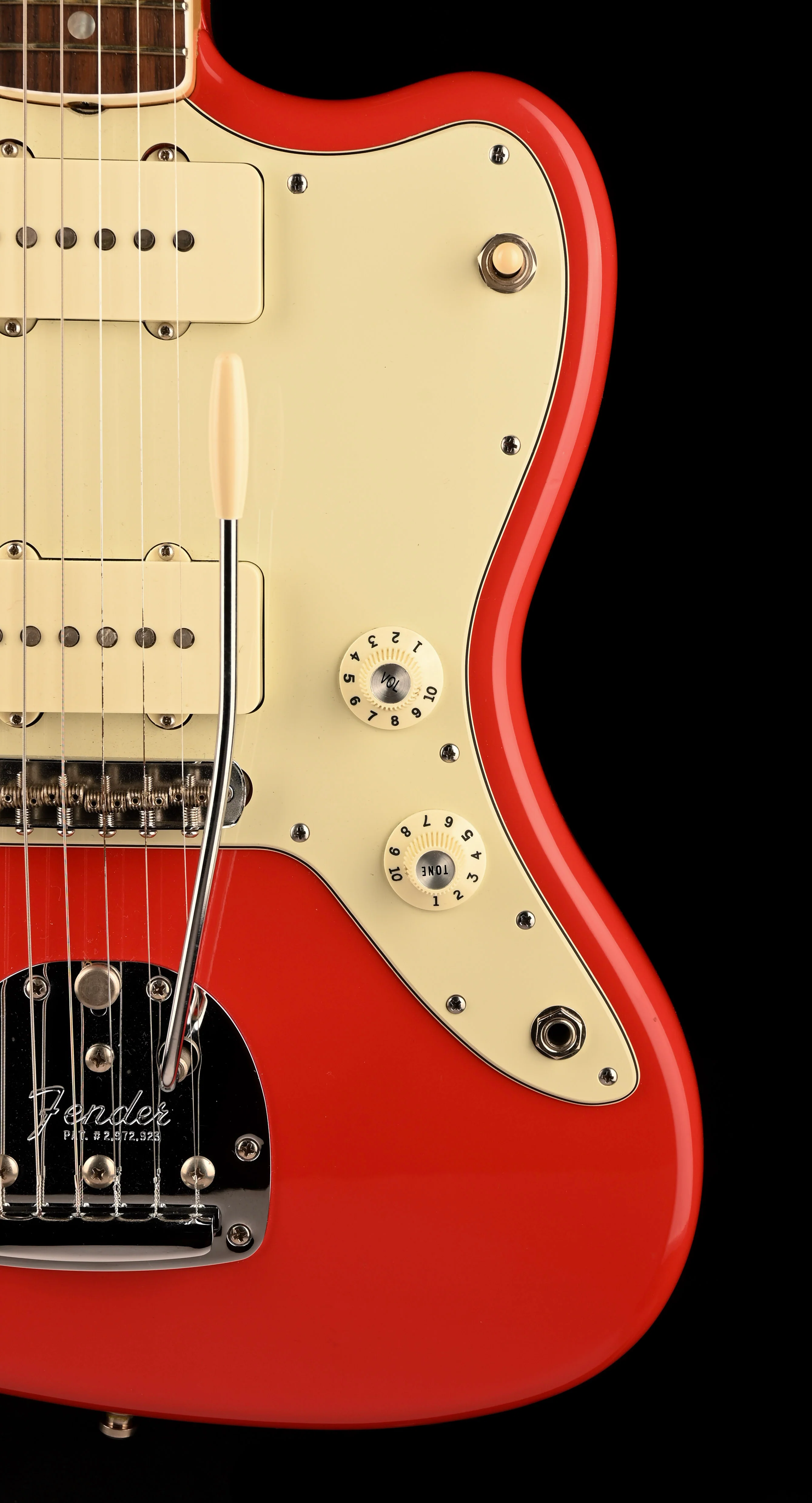 Pre Owned 2016 Fender American Design 1962 Vintage Reissue Jazzmaster Fiesta Red With OHSC - Image 9