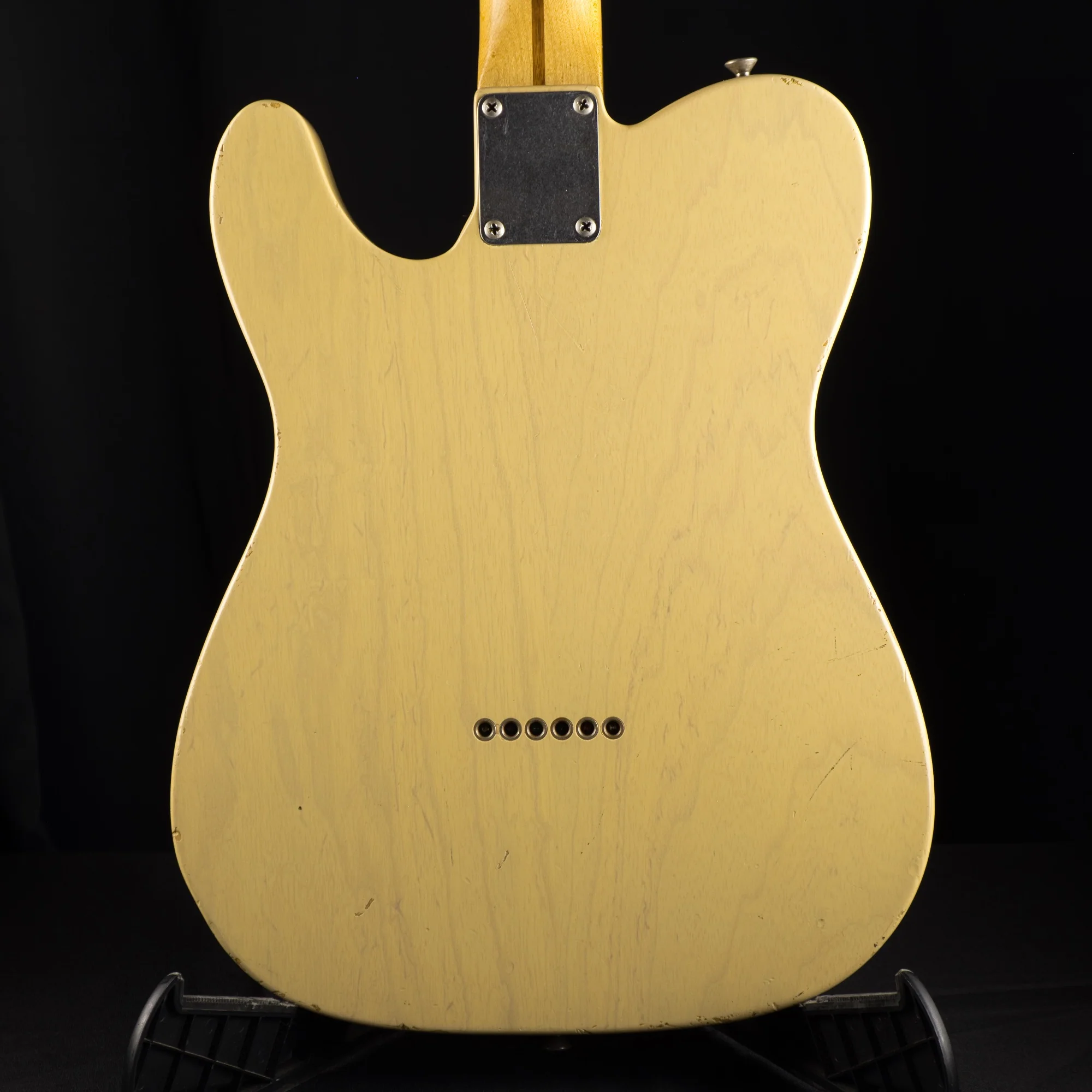 Pre Owned '06 Fender Custom Shop '52 Telecaster Relic Honey Blonde W/ OHSC - Image 9