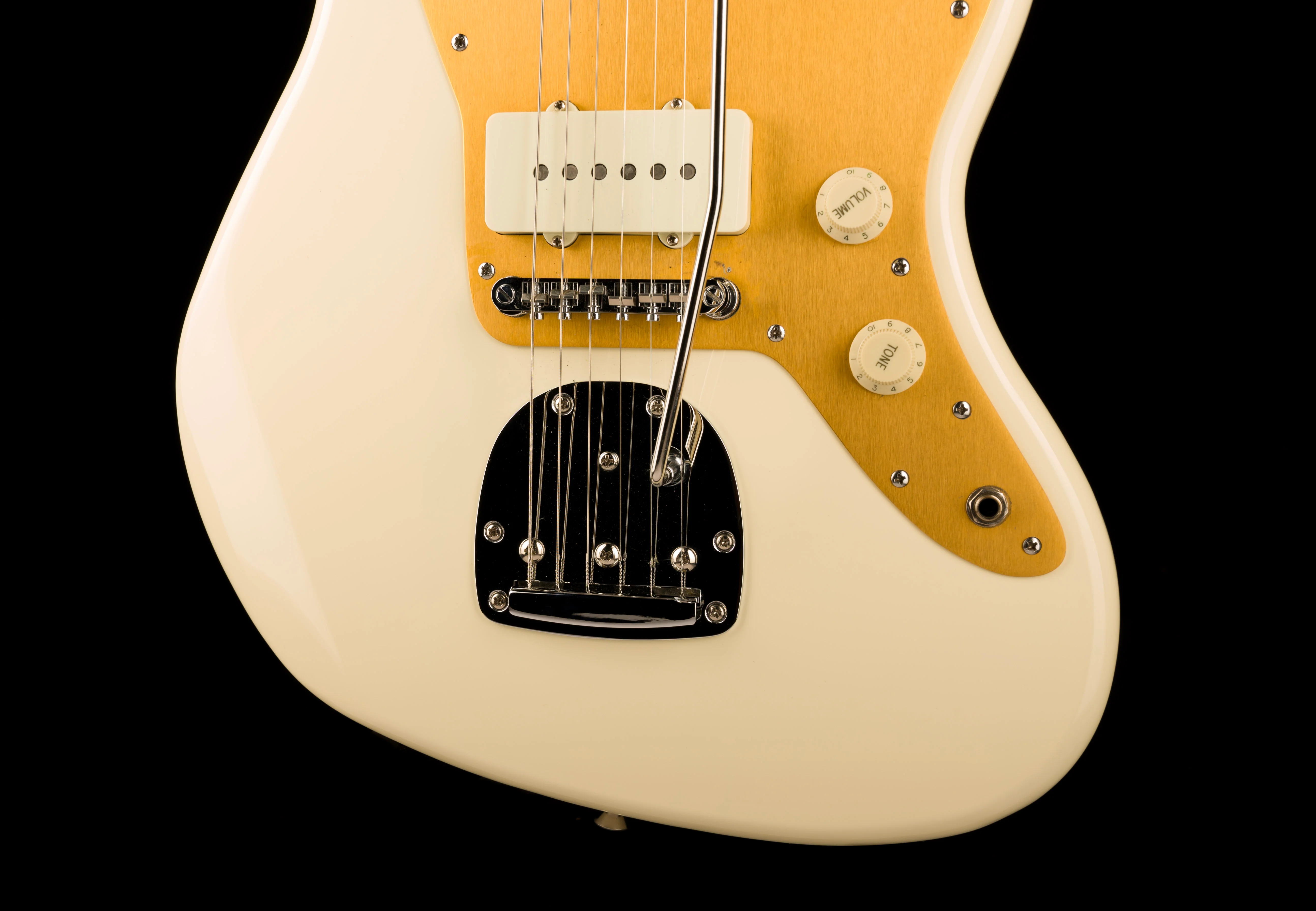 Pre Owned 2016 Squier J Mascis Jazzmaster Rosewood Fretboard Vintage White With Gig Bag - Image 5