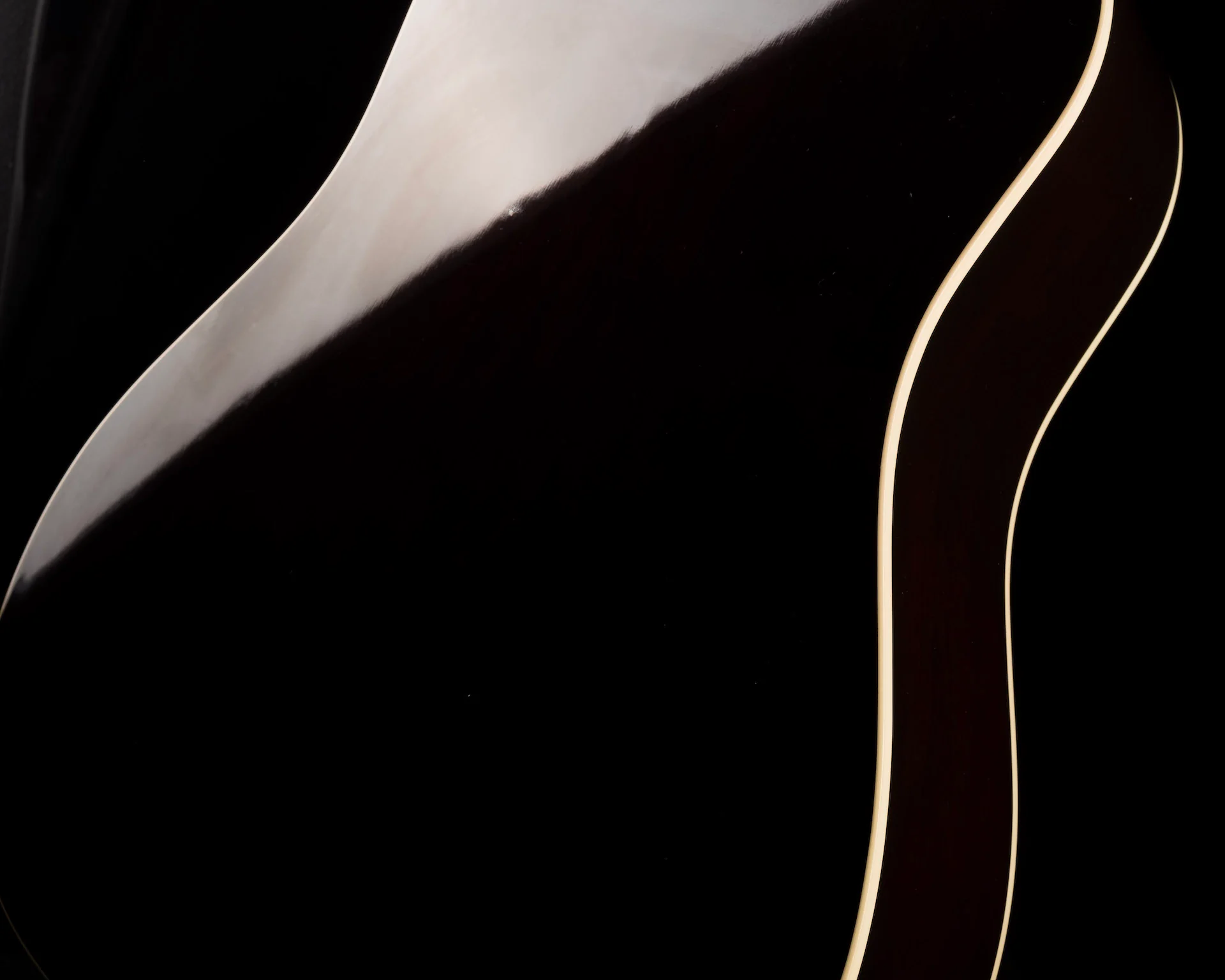 Pre Owned 2017 Gibson J-45 Standard Sunburst With OHSC - Image 13