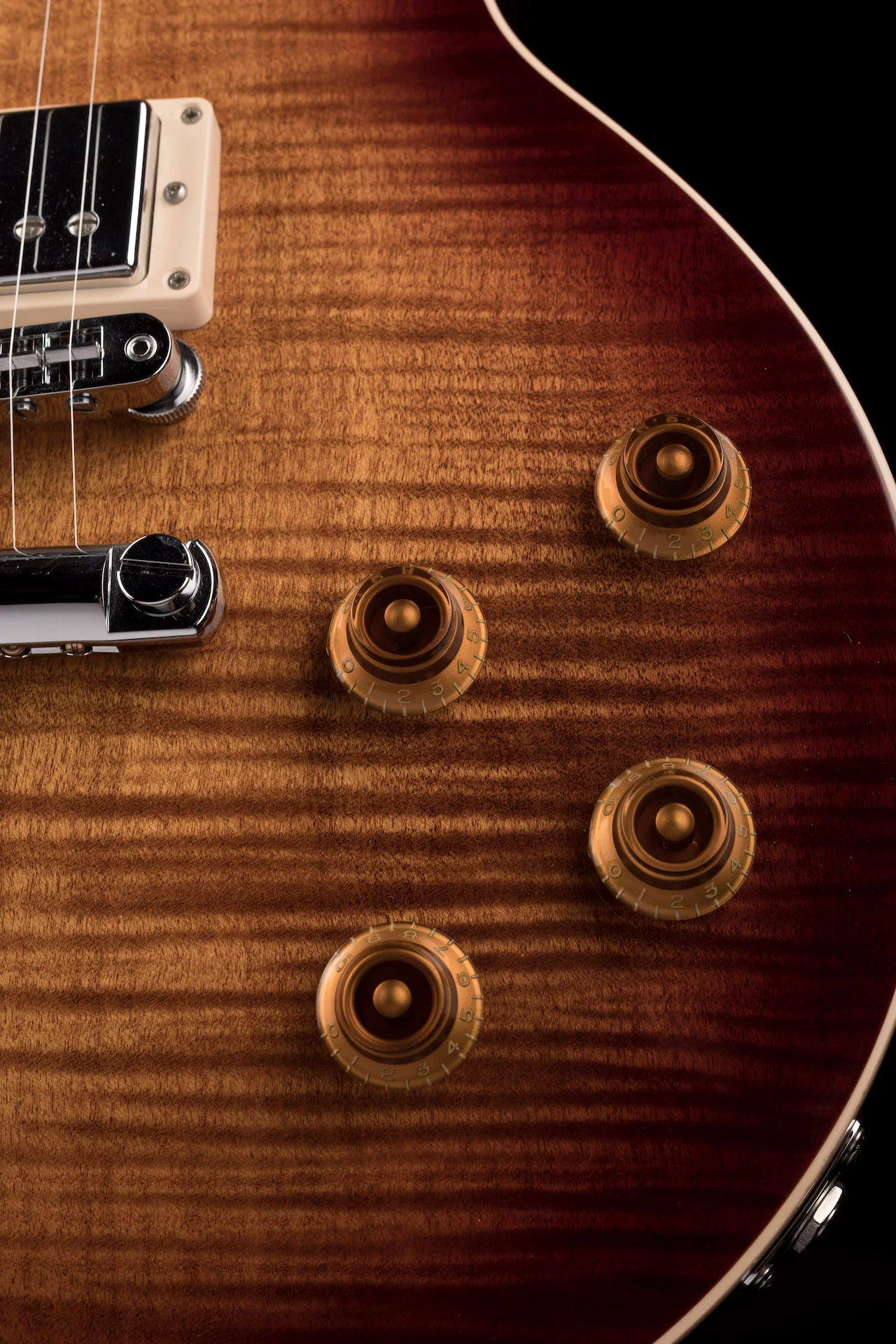 Pre Owned 2017 Gibson Les Paul Standard T Bourbon Burst With OHSC - Image 8