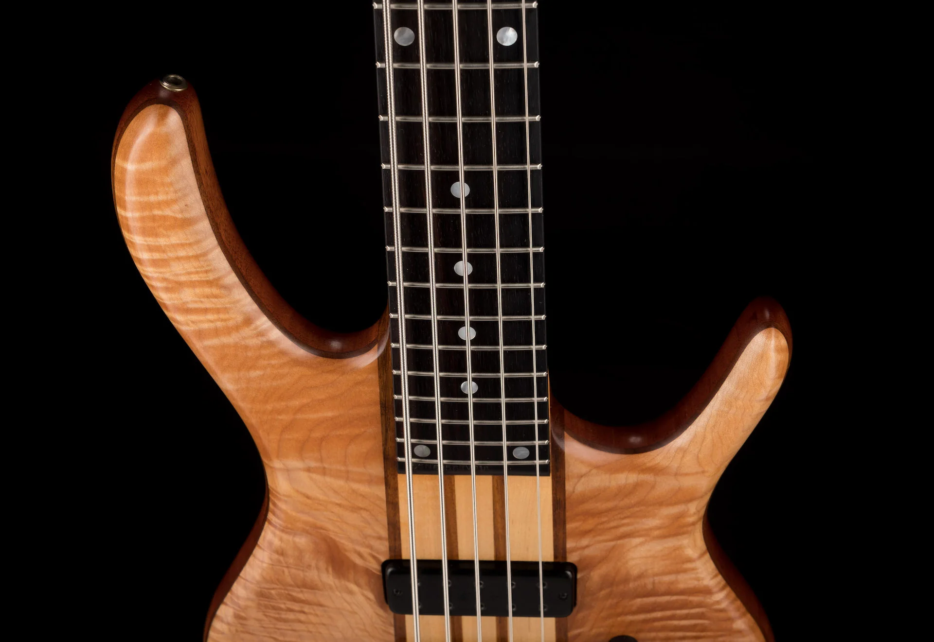 Pre Owned 2018 Ken Smith BSR 5GN 5-String Bass White Tiger With OHSC - Image 3
