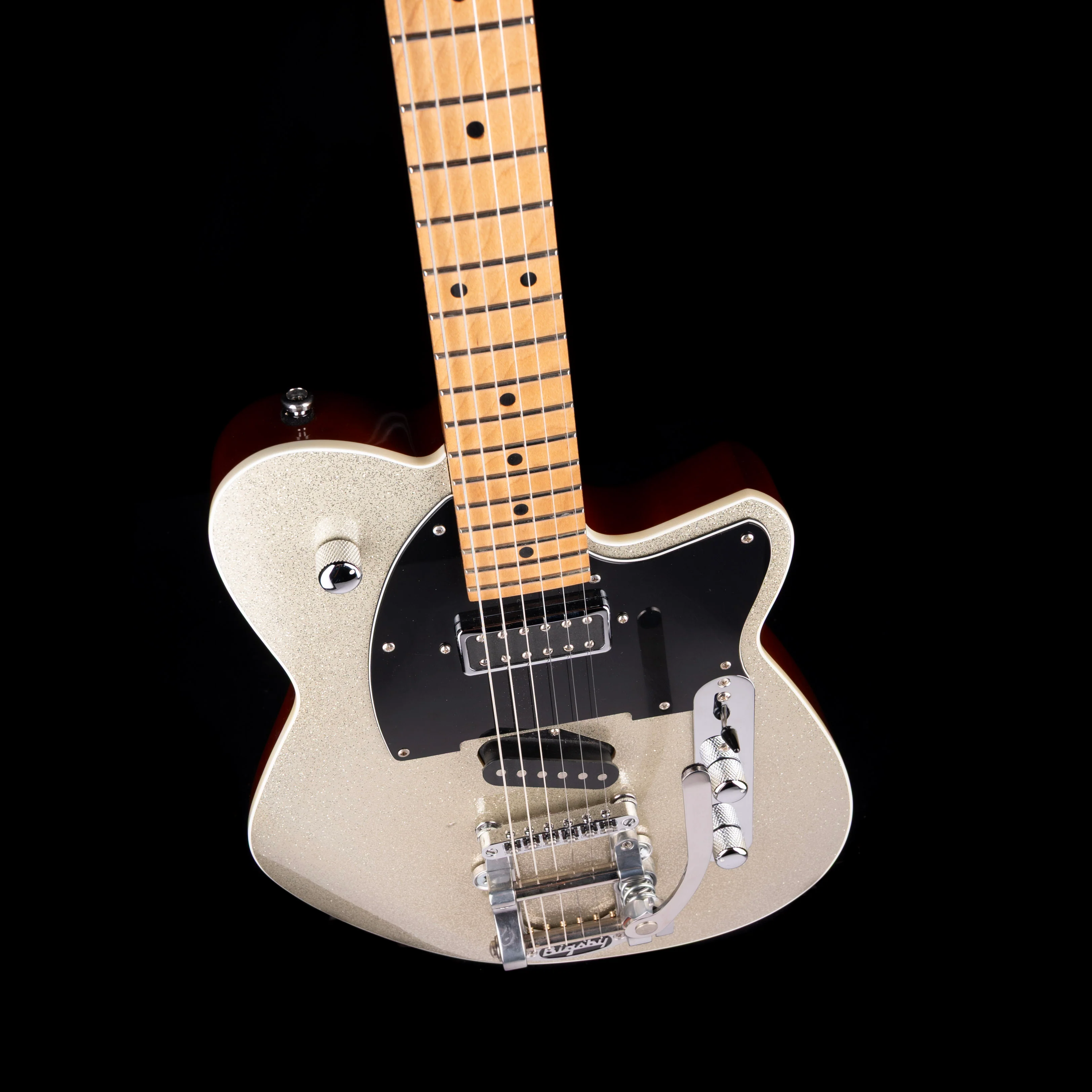 Pre Owned 2018 Reverend Buckshot Silver Sparkle With Bigsby With Gig Bag - Image 3