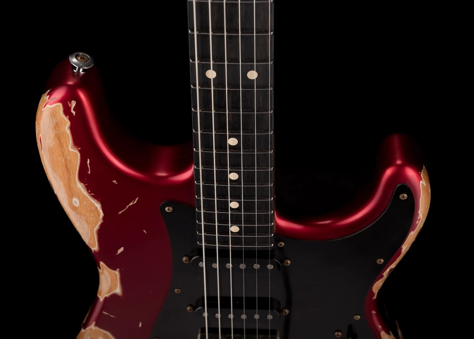 Pre Owned 2018 Suhr Classic Antique HSS Custom Candy Apple Red Extra Heavy Aging With Case - Image 3