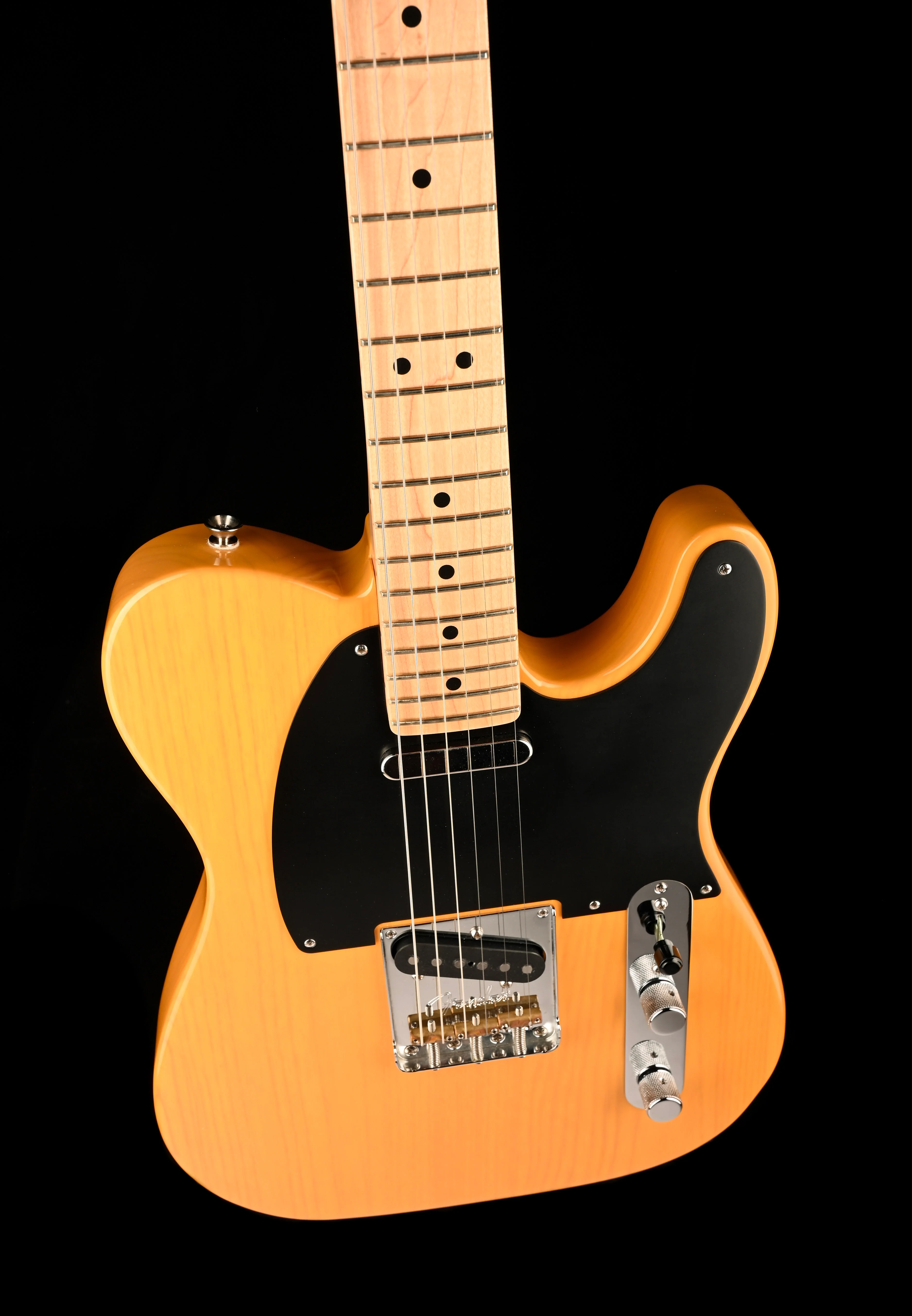 Pre Owned 2019 Fender American Professional Telecaster Butterscotch With OHSC - Image 4
