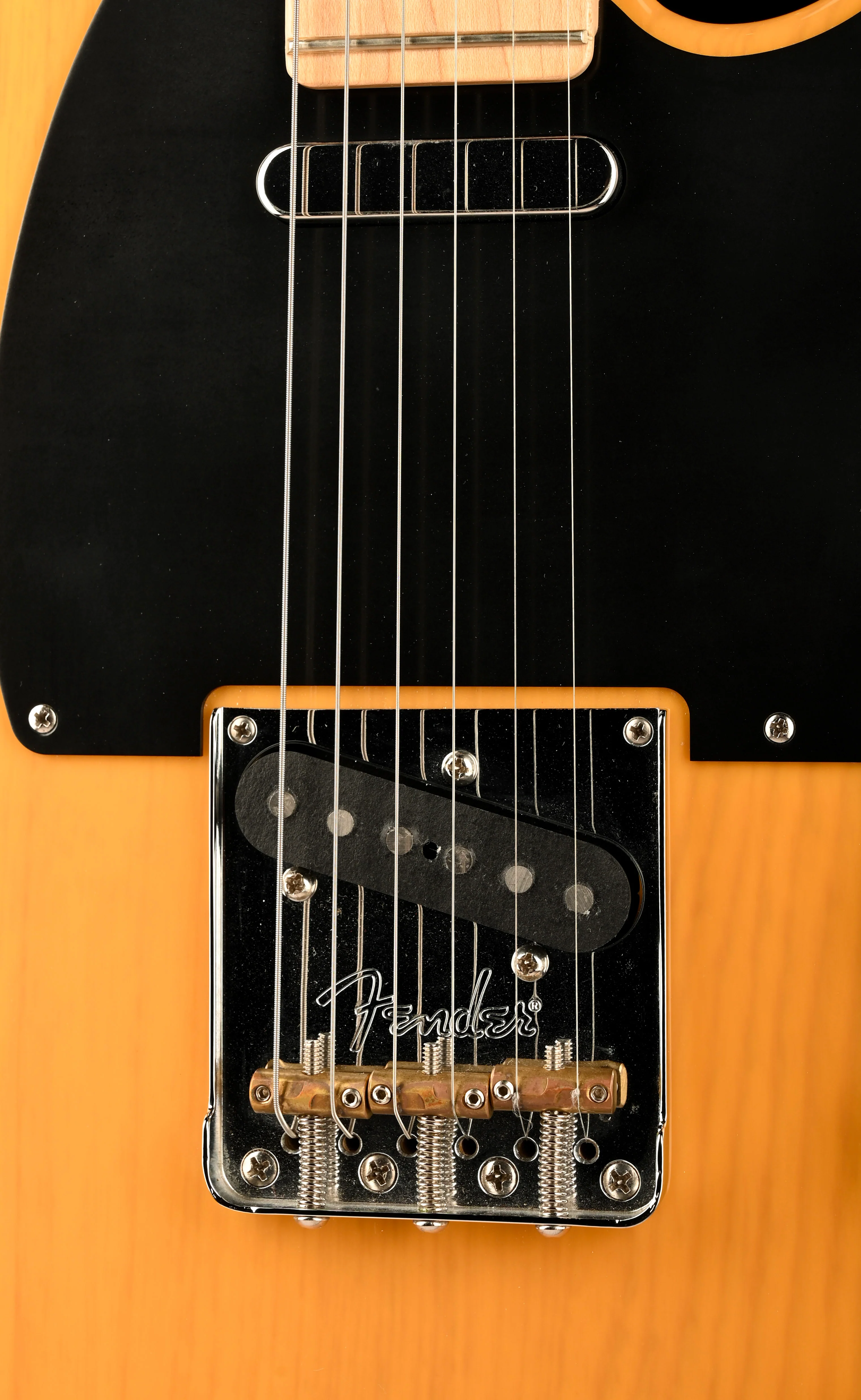 Pre Owned 2019 Fender American Professional Telecaster Butterscotch With OHSC - Image 7