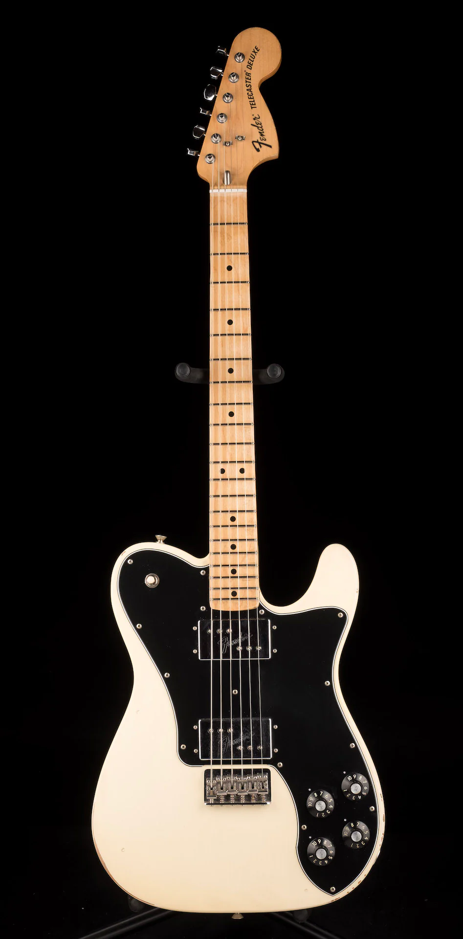 Pre Owned 2020 Fender Roadworn Vintera 70s Telecaster Deluxe With Gig Bag - Image 2