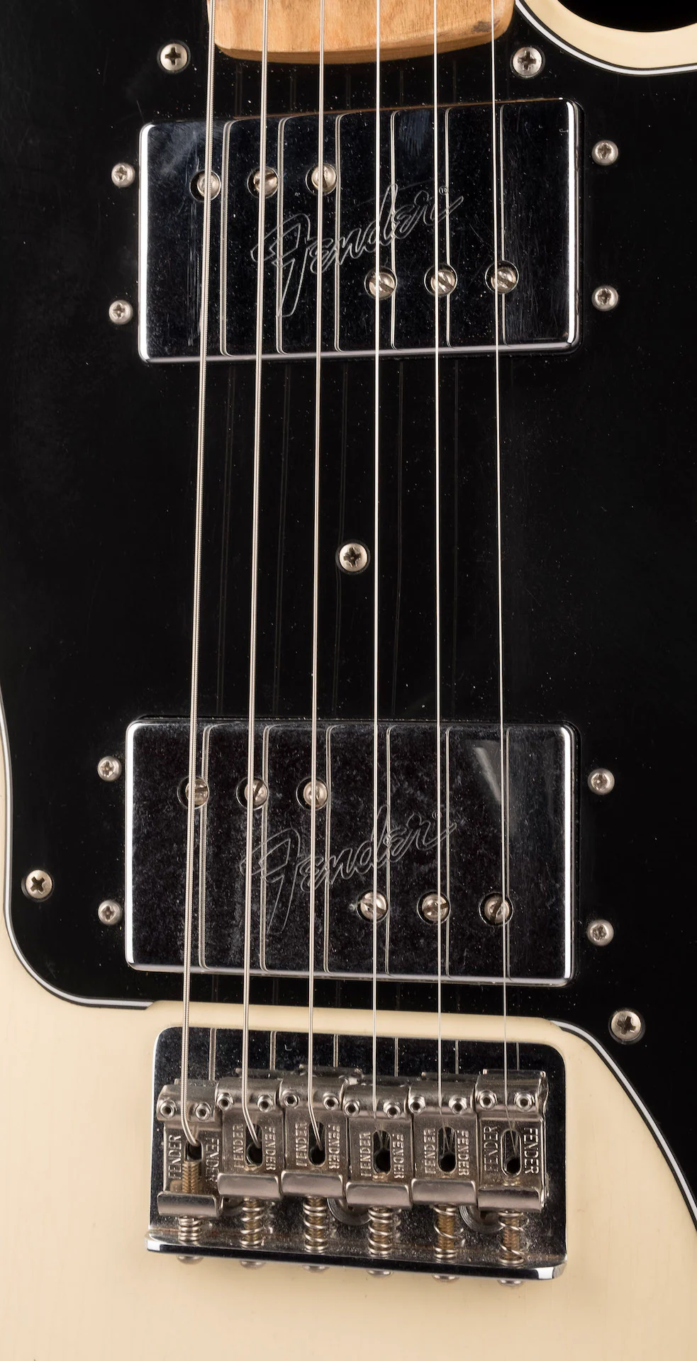 Pre Owned 2020 Fender Roadworn Vintera 70s Telecaster Deluxe With Gig Bag - Image 7