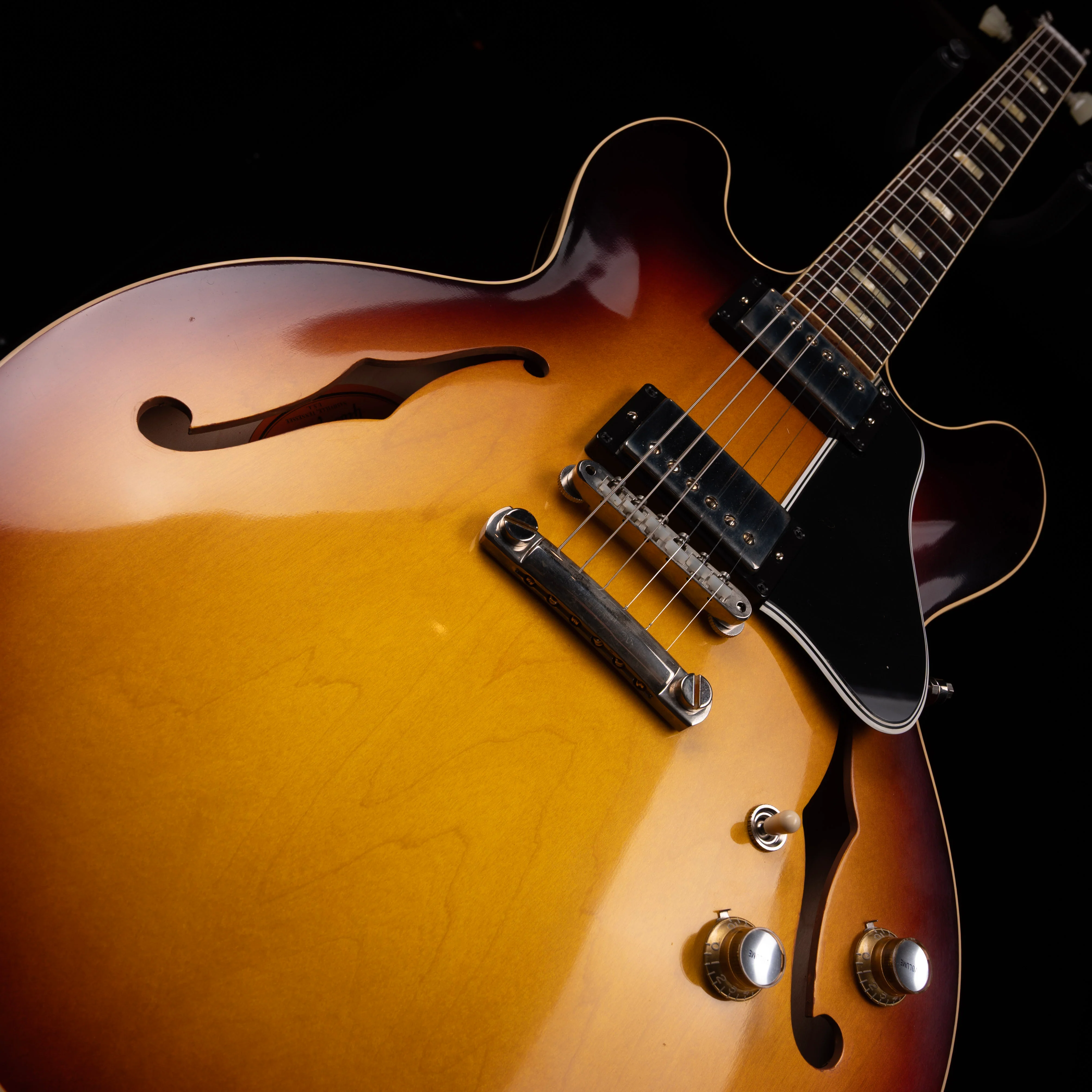 Pre-Owned 2020 Gibson Custom Shop 1964 ES-335 Vintage Sunburst With OHSC - Image 6