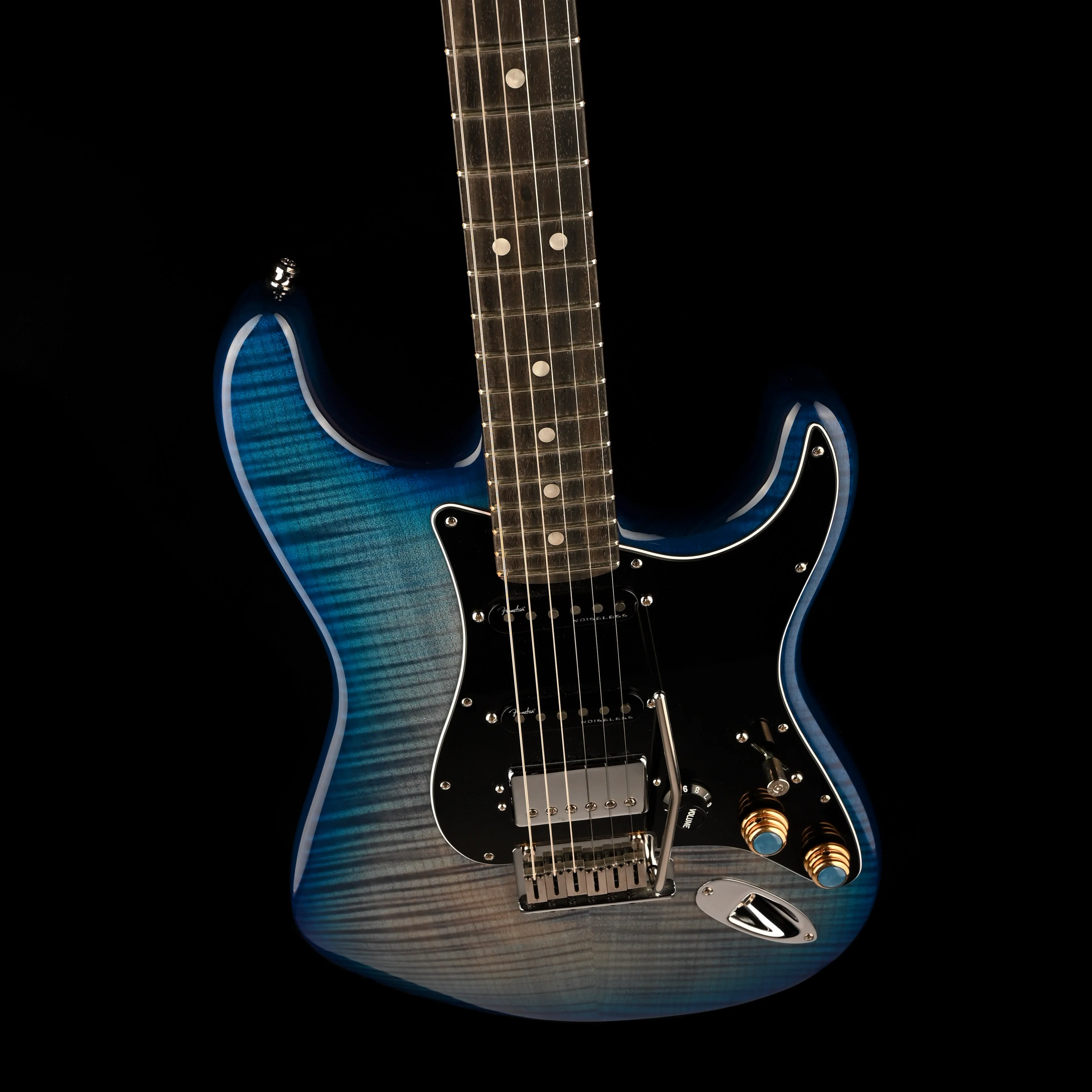 Pre Owned '21 Fender American Ultra Limited Edition Strat HSS Denimburst W/ OHSC - Image 4