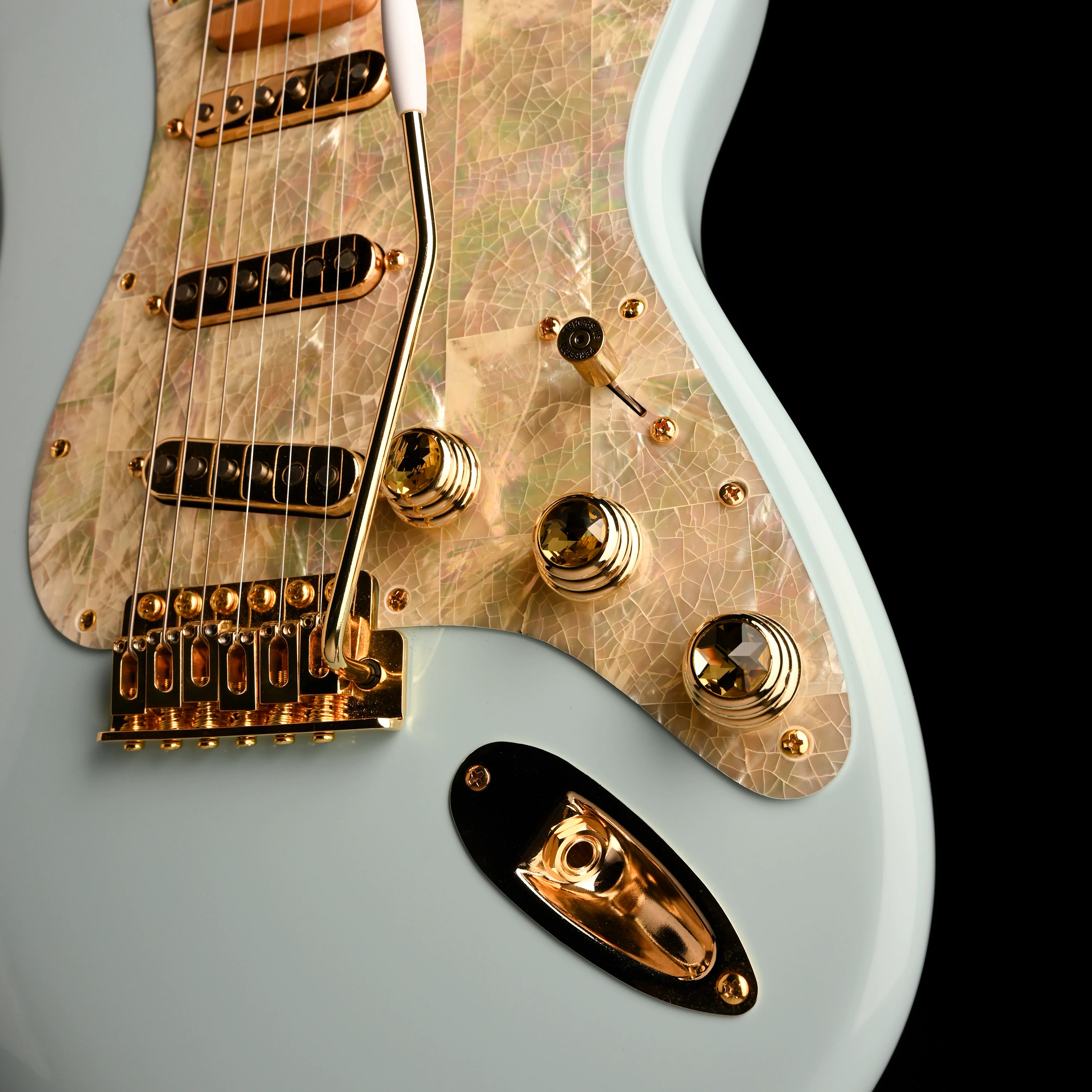 Pre Owned 2021 Fender Vintera 50's Stratocaster Sonic Blue Modified With Case - Image 6