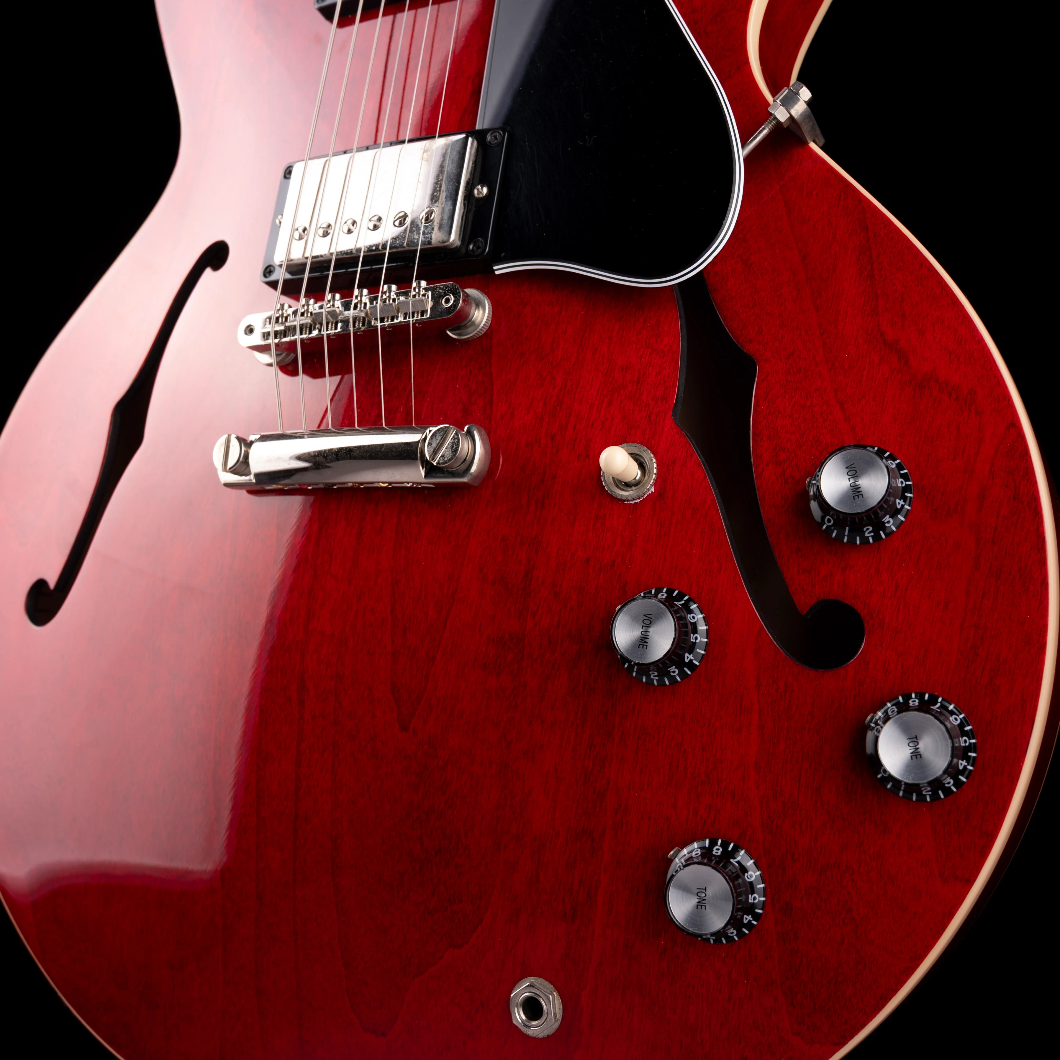 Pre Owned 2021 Gibson ES-335 Cherry With OHSC - Image 5