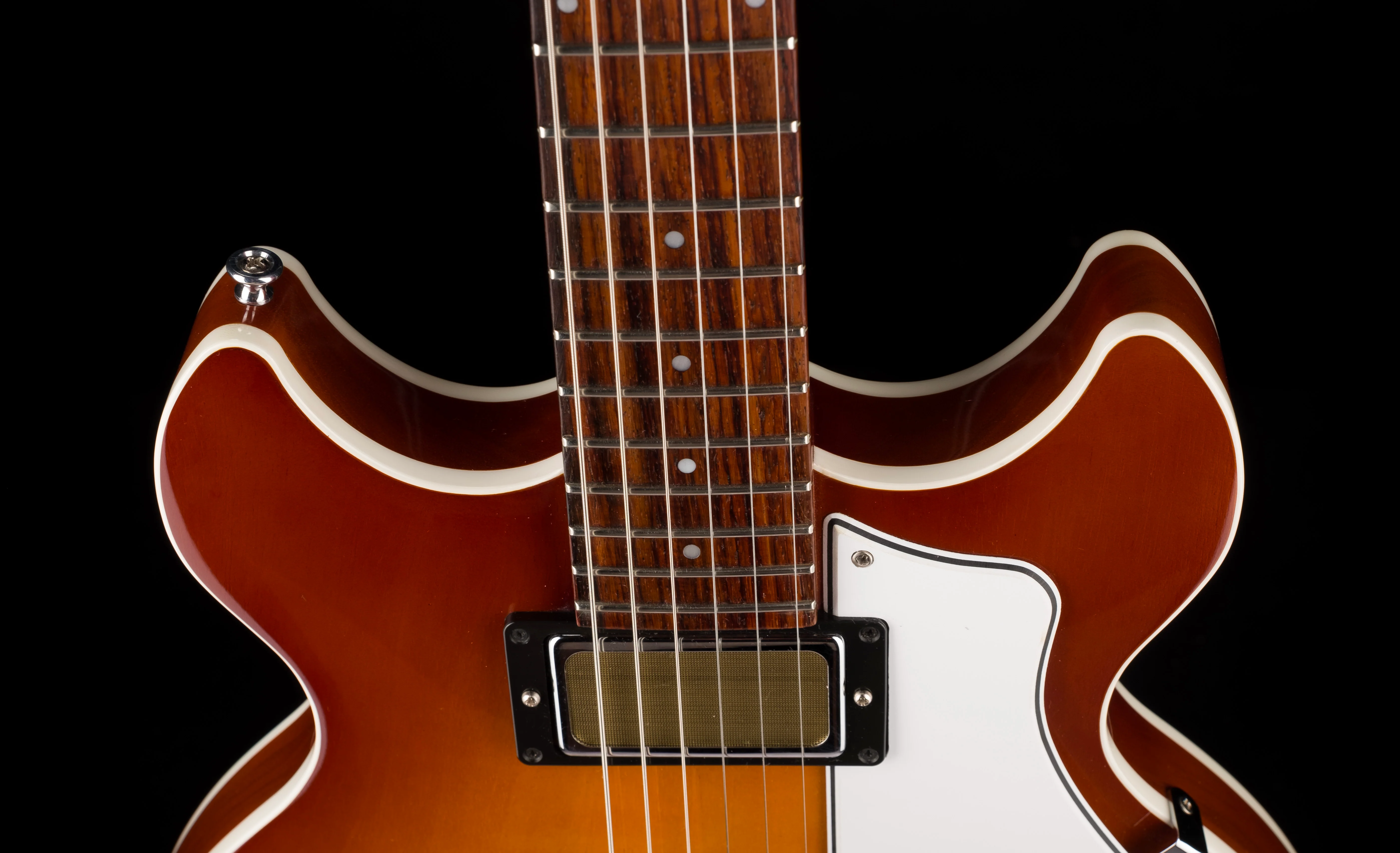 Pre Owned 2021 Harmony Comet Sunburst With Mono Gig Bag - Image 3