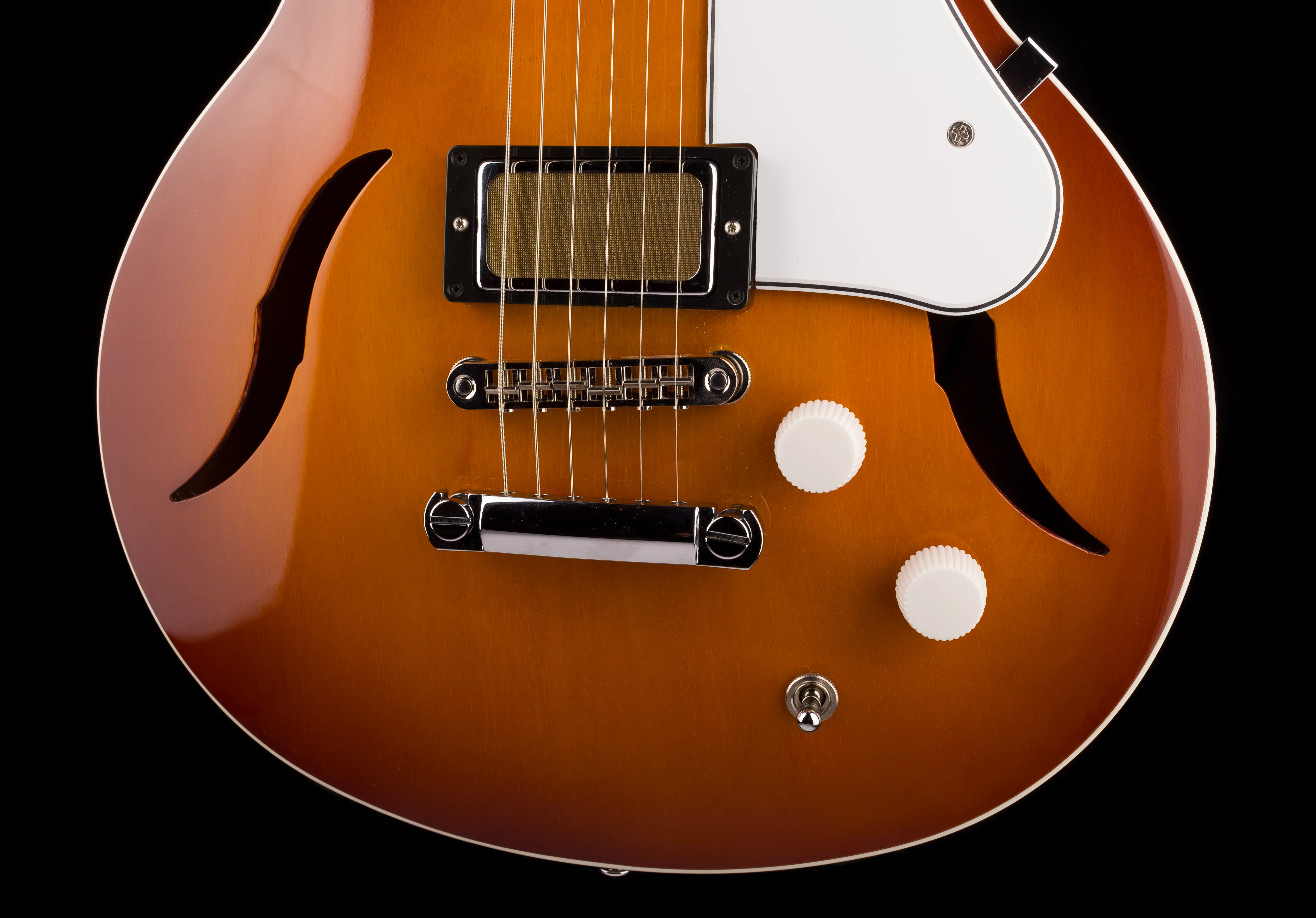 Pre Owned 2021 Harmony Comet Sunburst With Mono Gig Bag - Image 5
