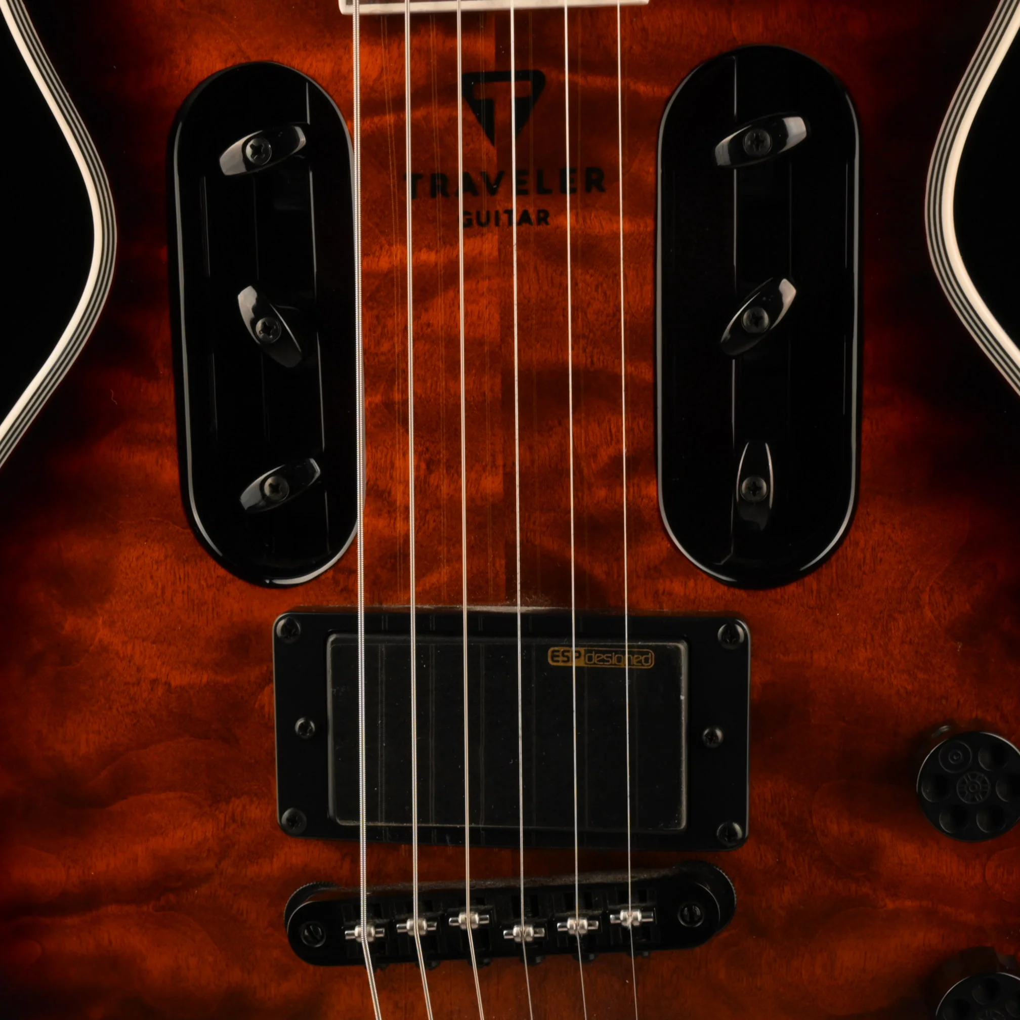 Pre Owned 2021 Travelers Guitar EC-1 Quilt Dark Map Burst With Gig Bag - Image 5