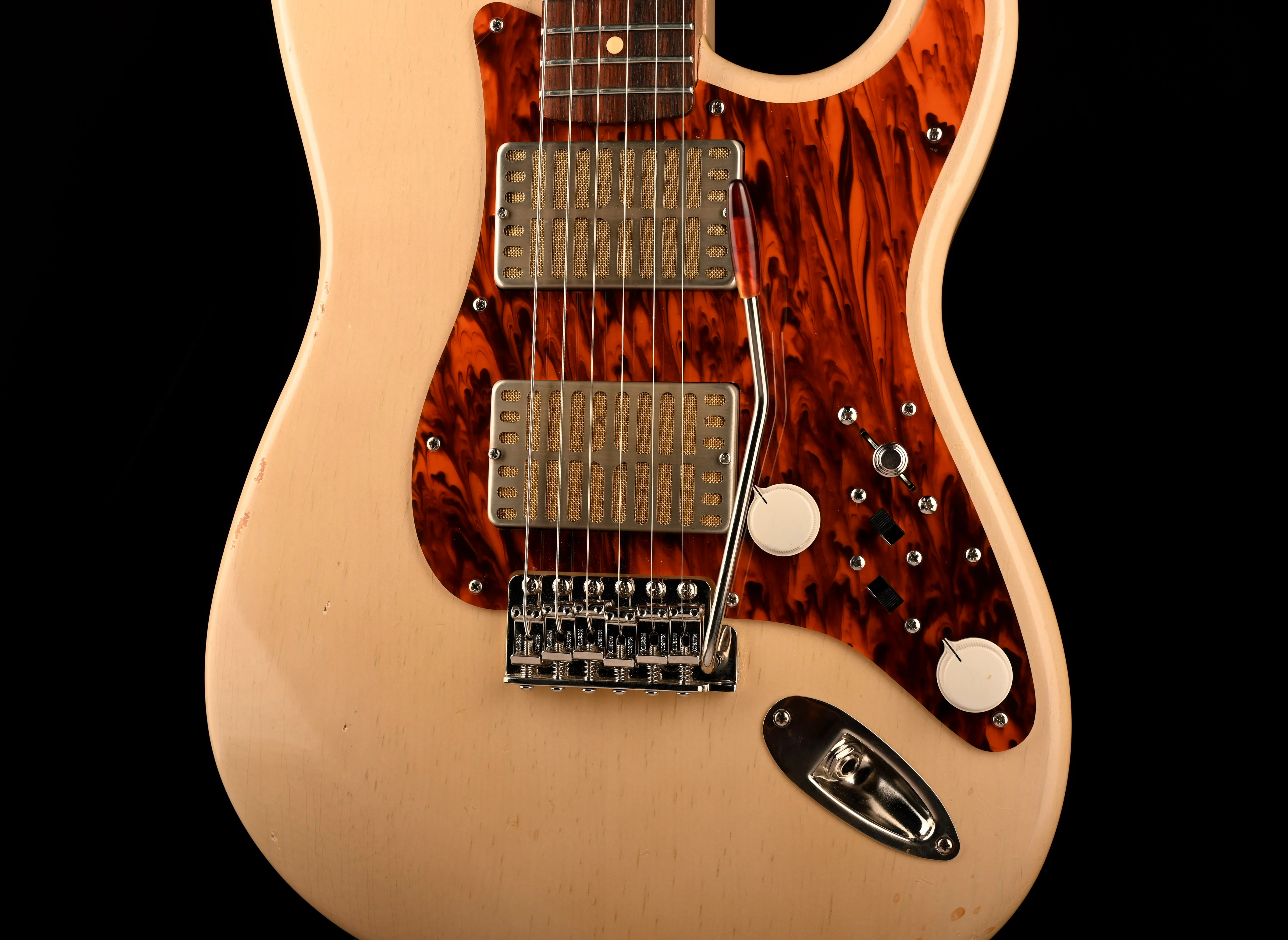 Pre Owned 2021 Waterslide Guitars S-Style Dual Foil Trans Blonde With Case - Image 6