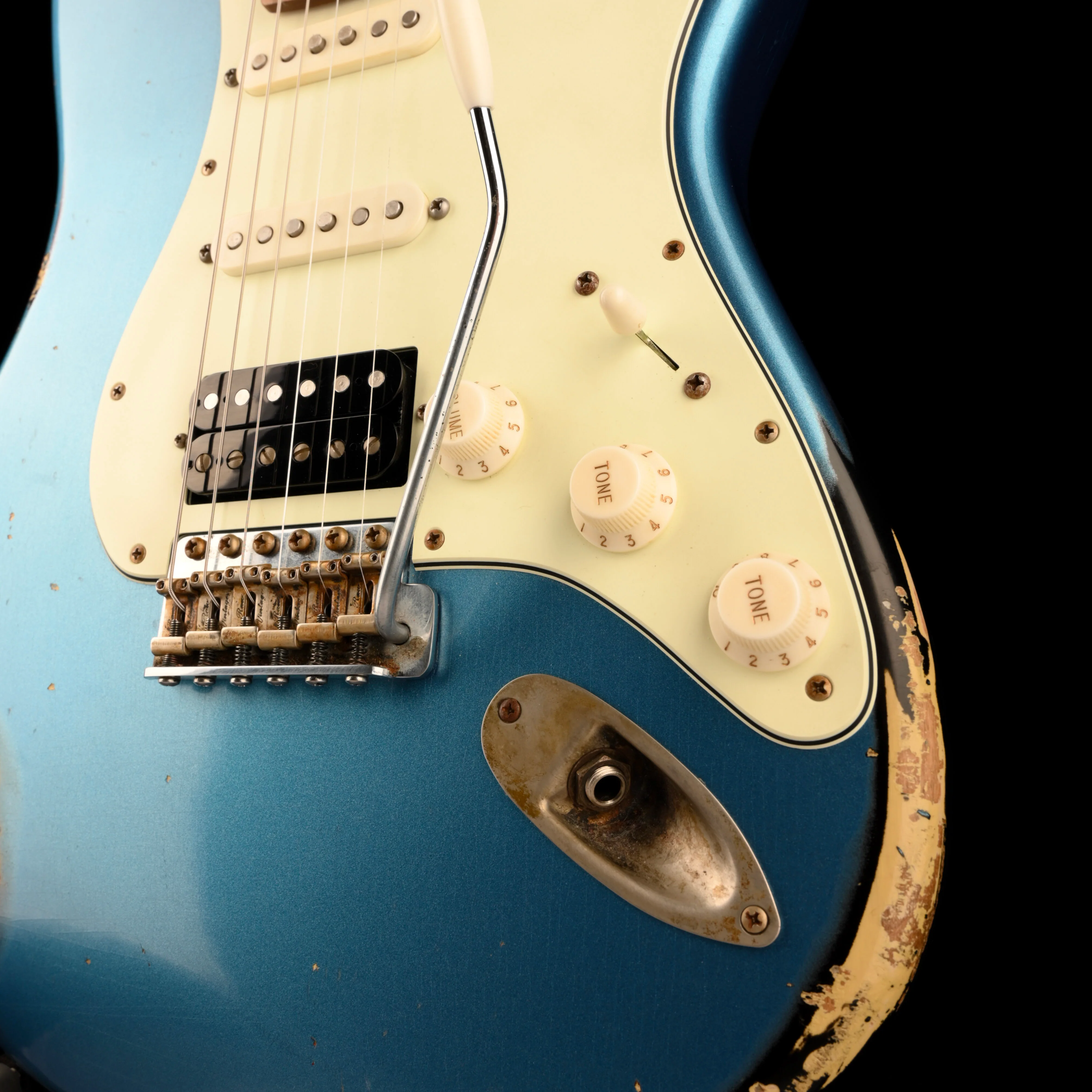 Pre Owned 2021 Xotic Guitars XSC-2 LPB Lake Placid Blue Over Sunburst Heavy Relic With Case - Image 5