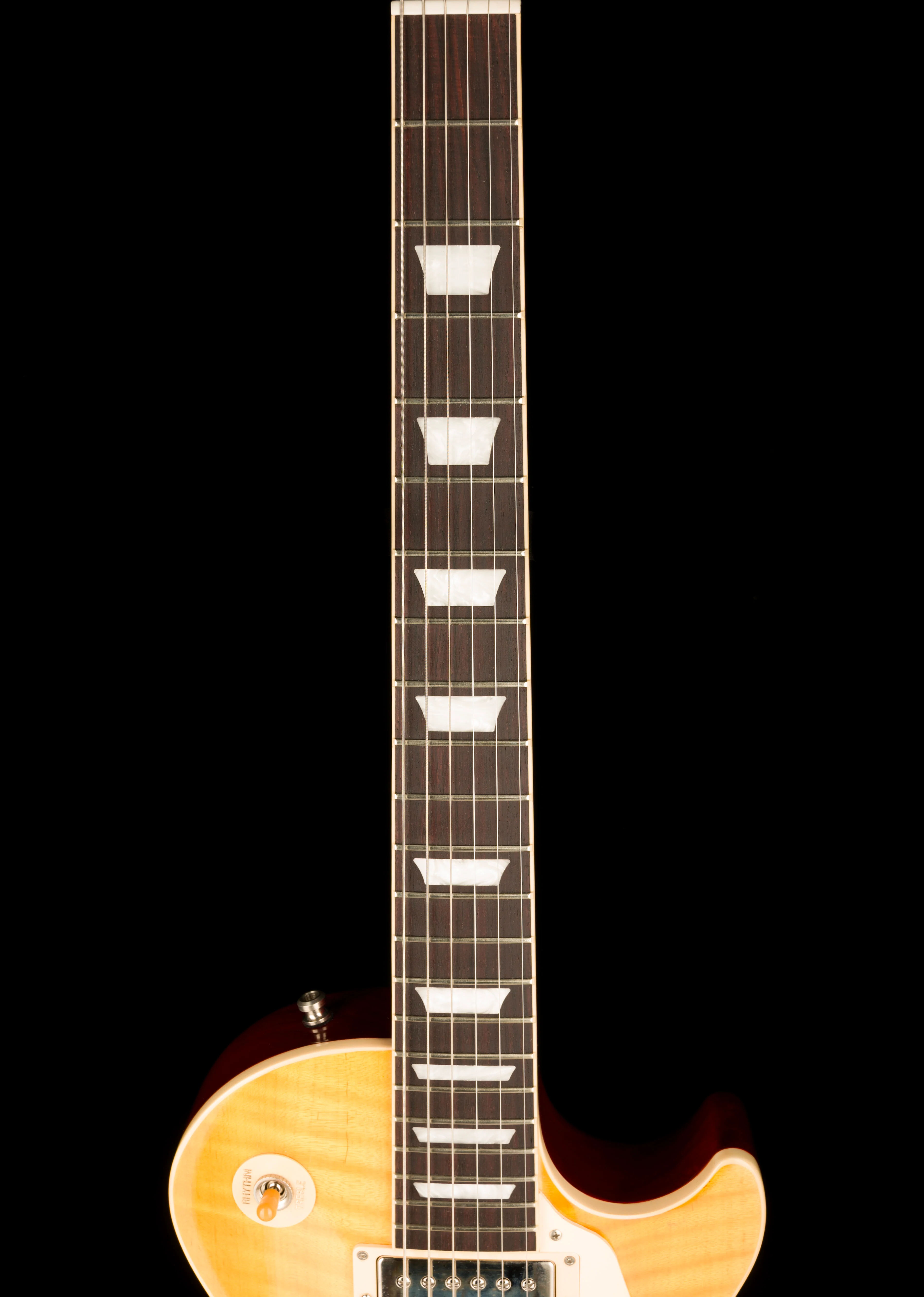 Pre Owned 2022 Gibson Les Paul Standard Limited Edition 60's AAA Lemonburst With OHSC - Image 11