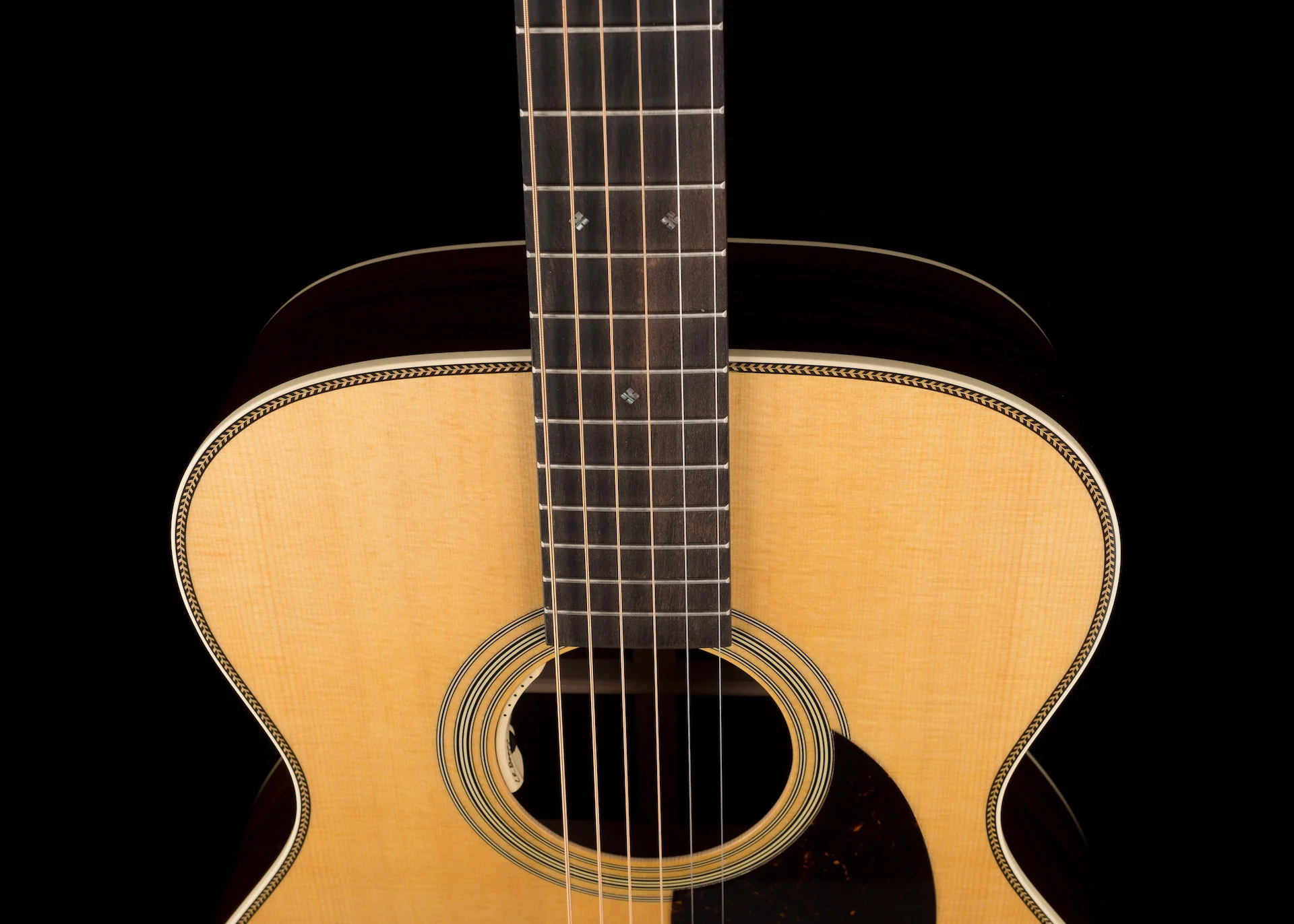 Pre Owned 2022 Martin OM-28E Natural With OHSC - Image 3