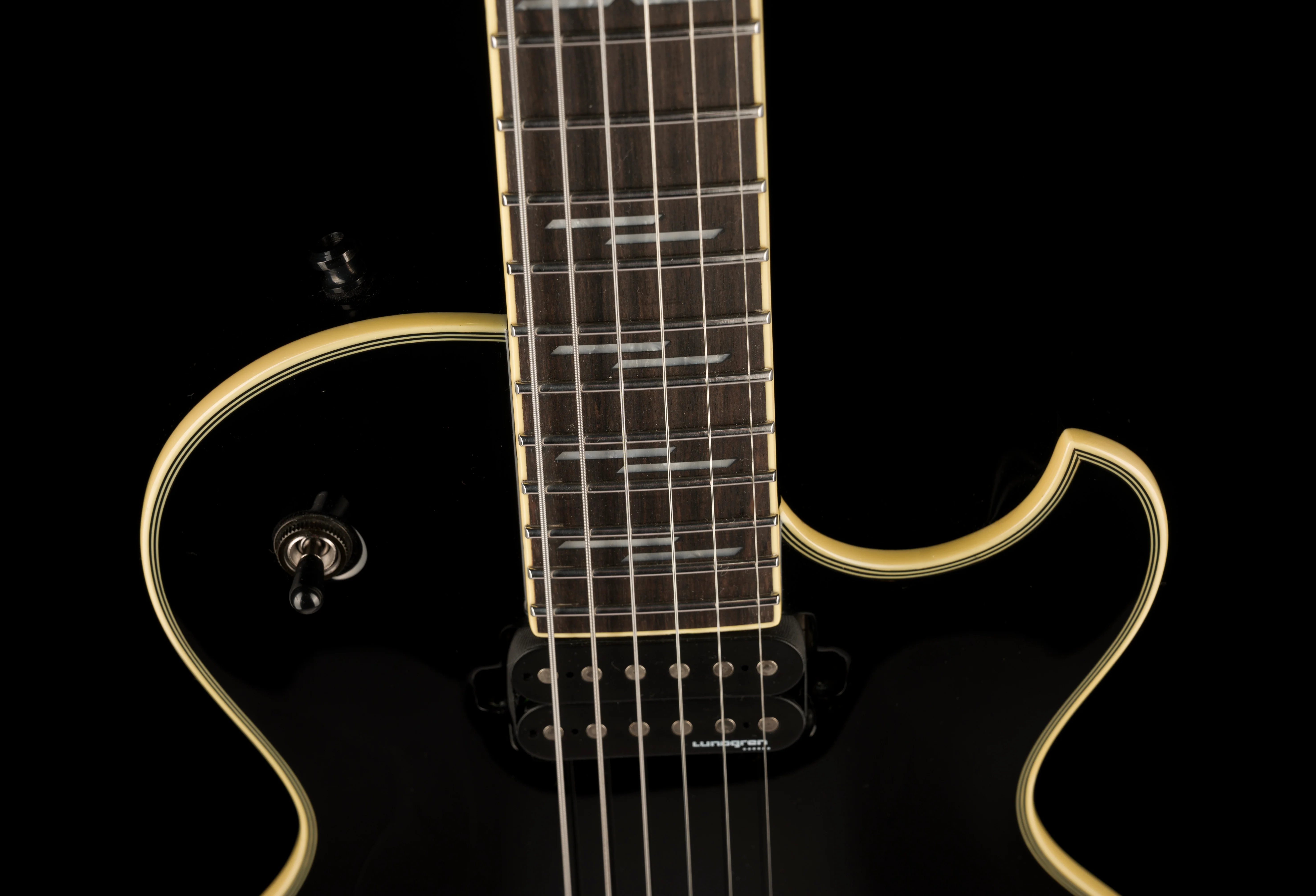 Pre Owned 2022 Schechter Solo II Blackjack Black Gloss With OHSC - Image 3