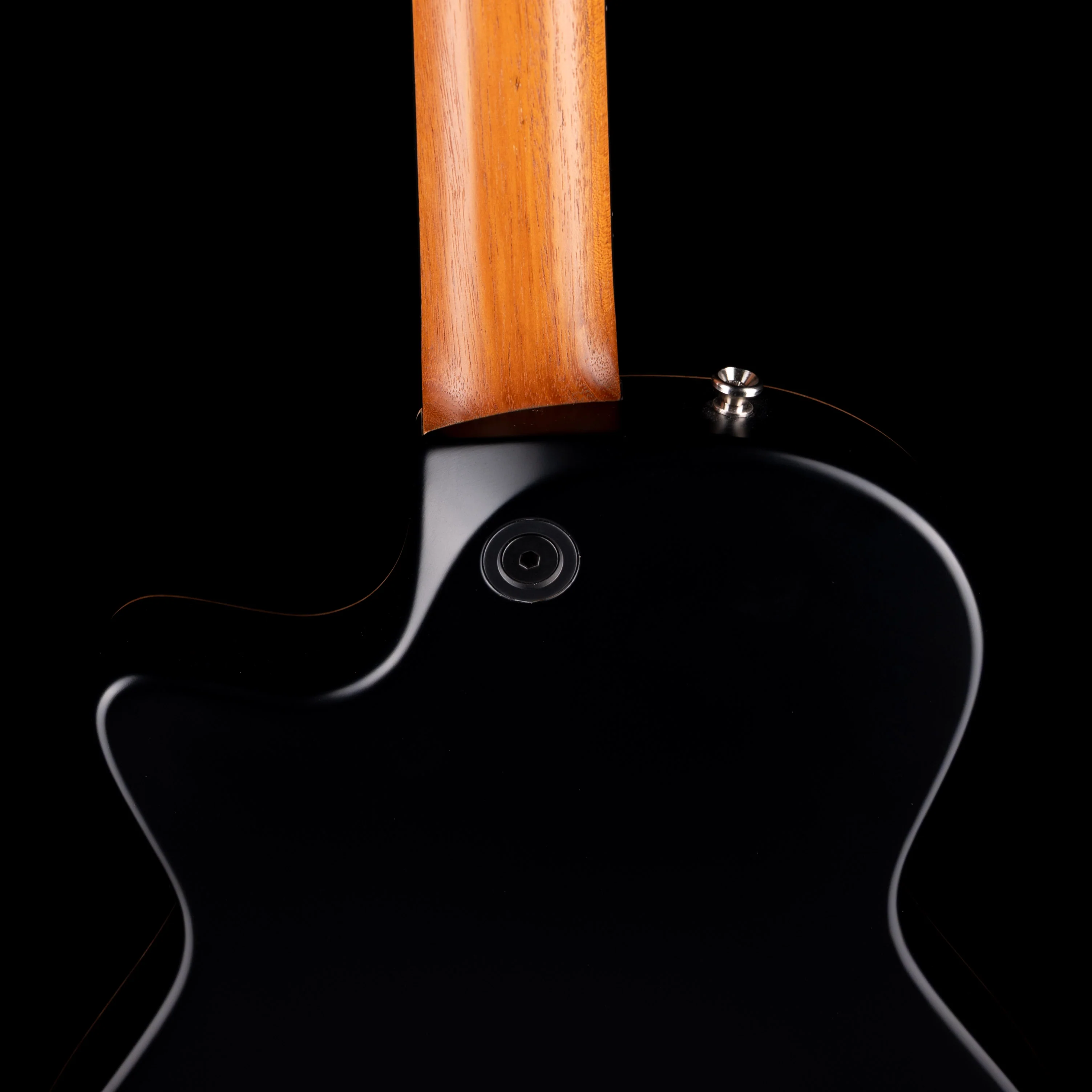 Pre Owned 2022 Taylor CrossTone Prototype Auburn Flame With OHSC - Image 10