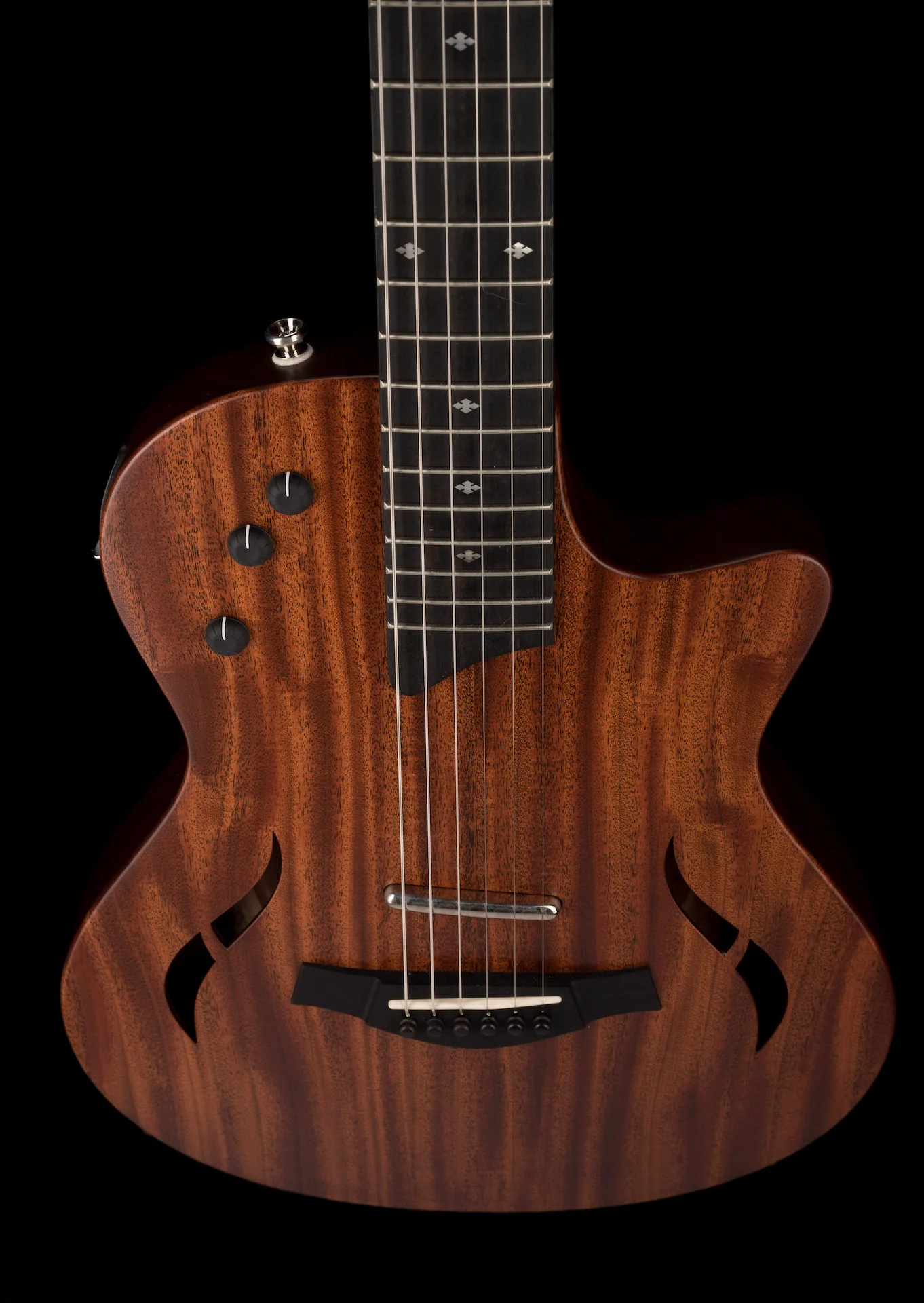Pre Owned 2022 Taylor T5Z Classic Mahogany Natural With Gig Bag - Image 4