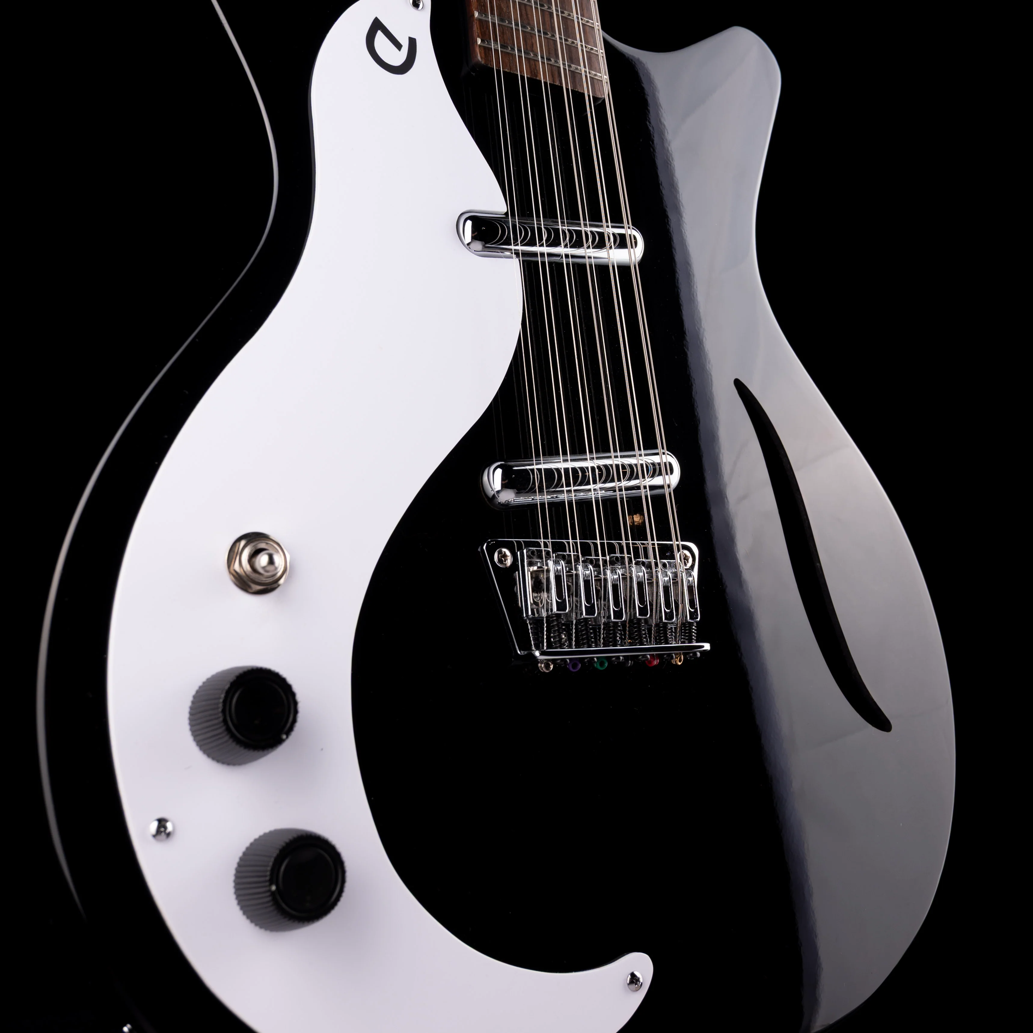 Pre Owned 2023 Danelectro '59 12-String Left-Handed Black With Gig Bag - Image 5