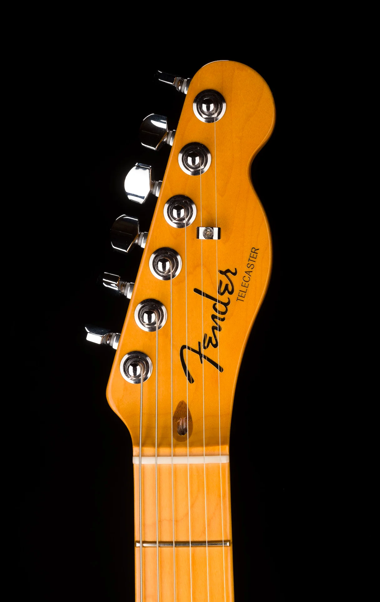 Pre Owned 2023 Fender American Ultra Telecaster Ultraburst with OHSC - Image 15