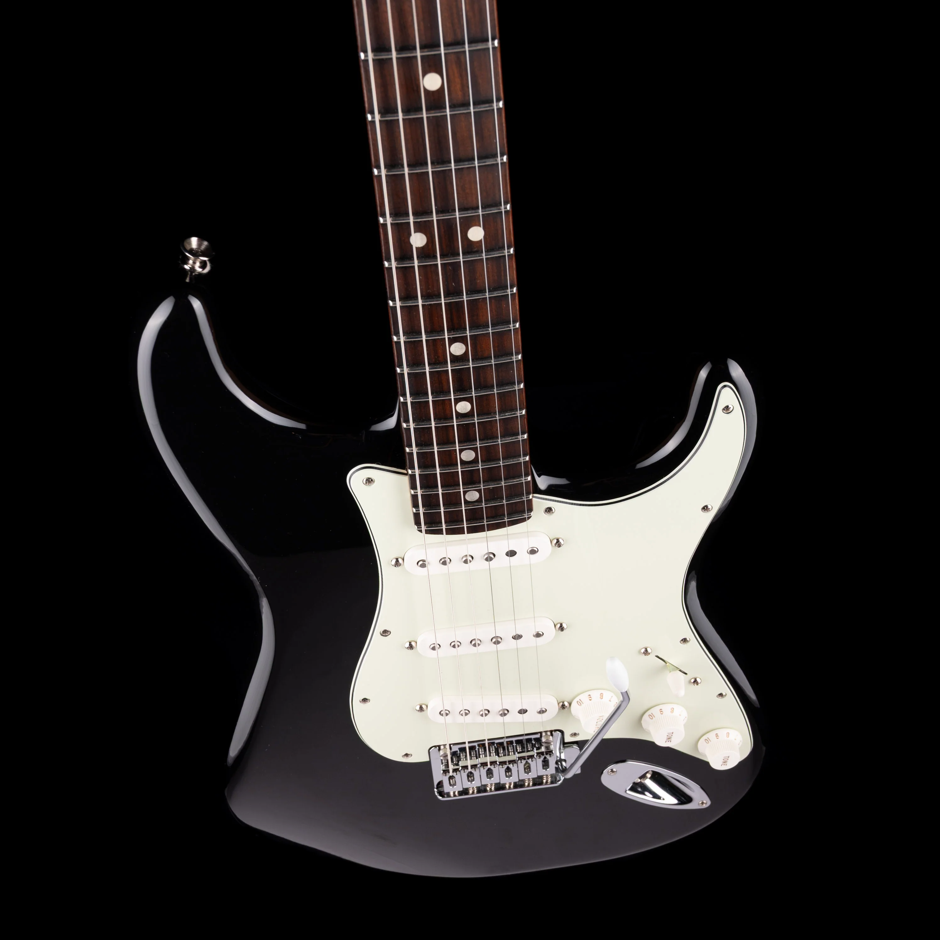 Pre Owned 2023 Fender Special Edition Player Stratocaster Roasted Maple Black With Gig Bag - Image 3