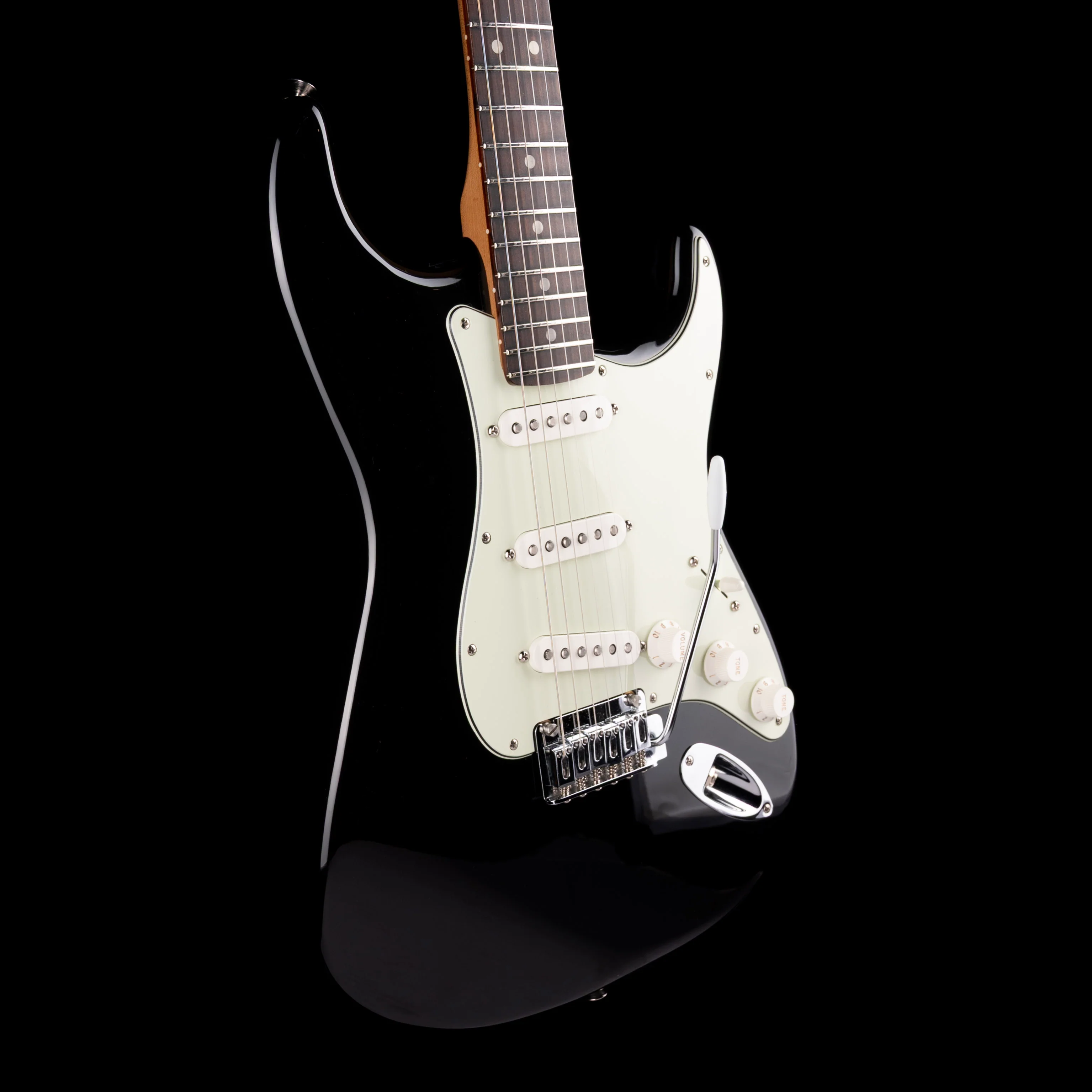 Pre Owned 2023 Fender Special Edition Player Stratocaster Roasted Maple Black With Gig Bag - Image 5