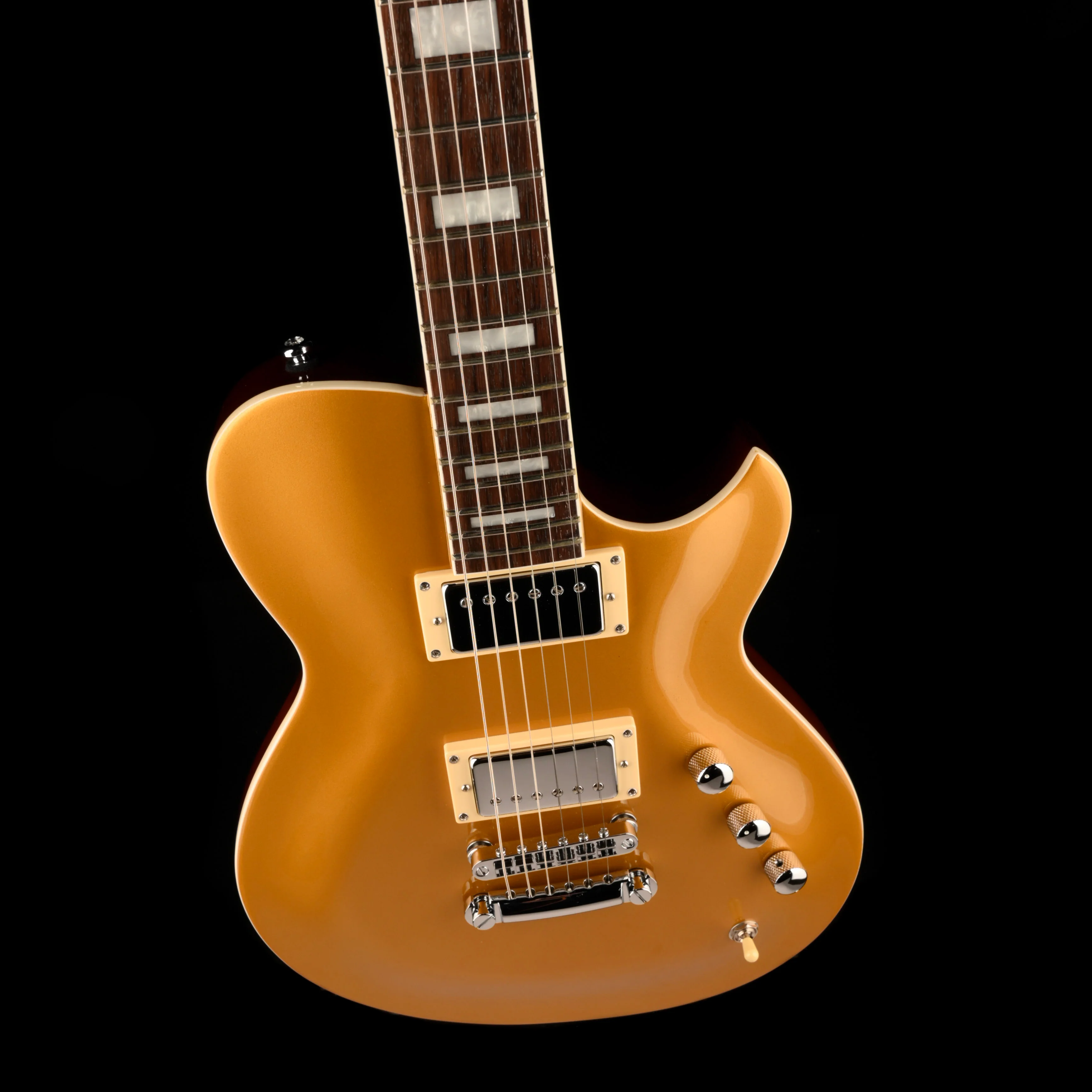 Pre Owned 2023 Reverend Roundhouse HB Venetian Gold With Gig Bag - Image 4
