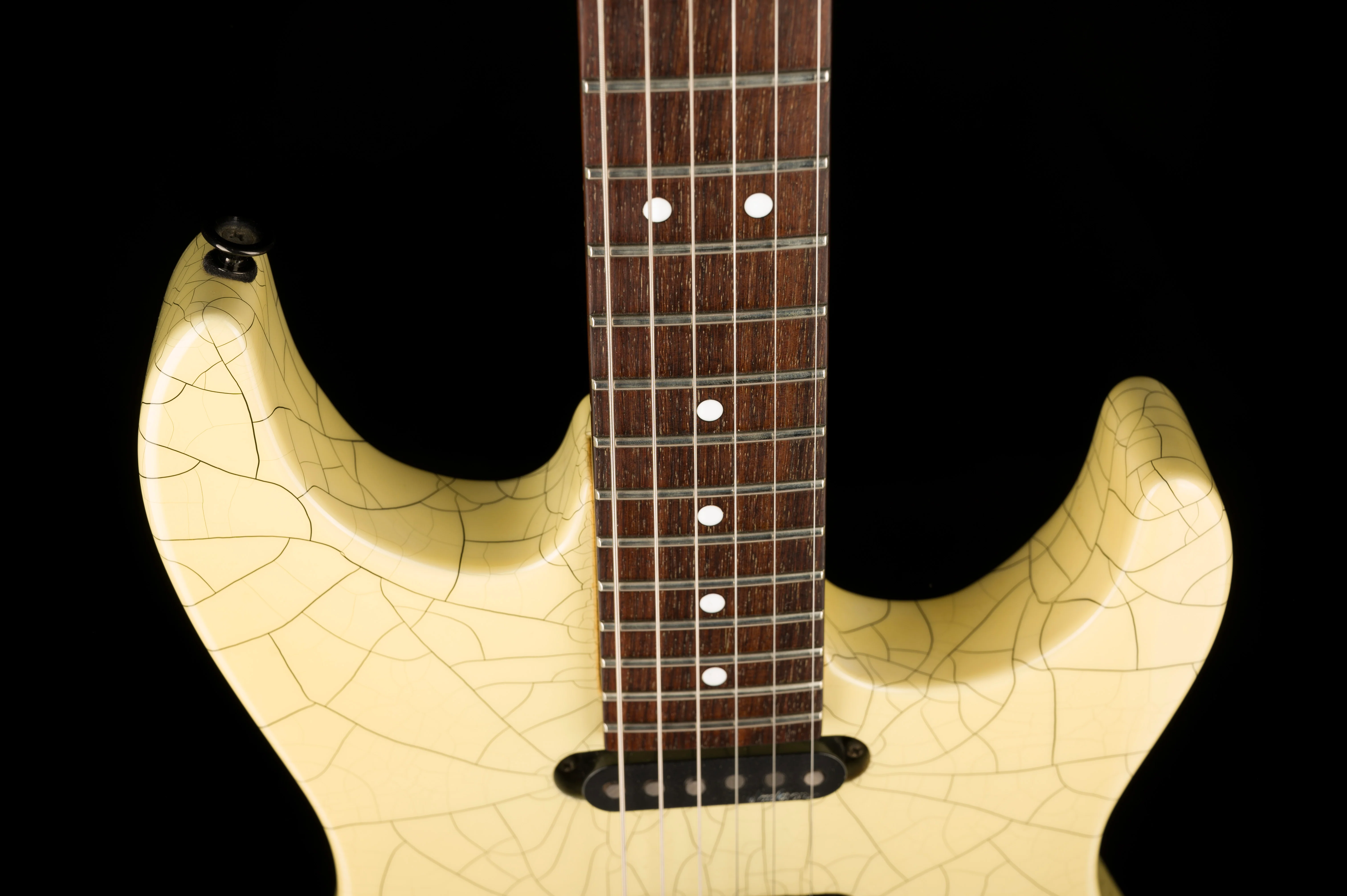 Pre Owned '90s Charvel 375 Deluxe Desert Crackle With HSC - Image 3